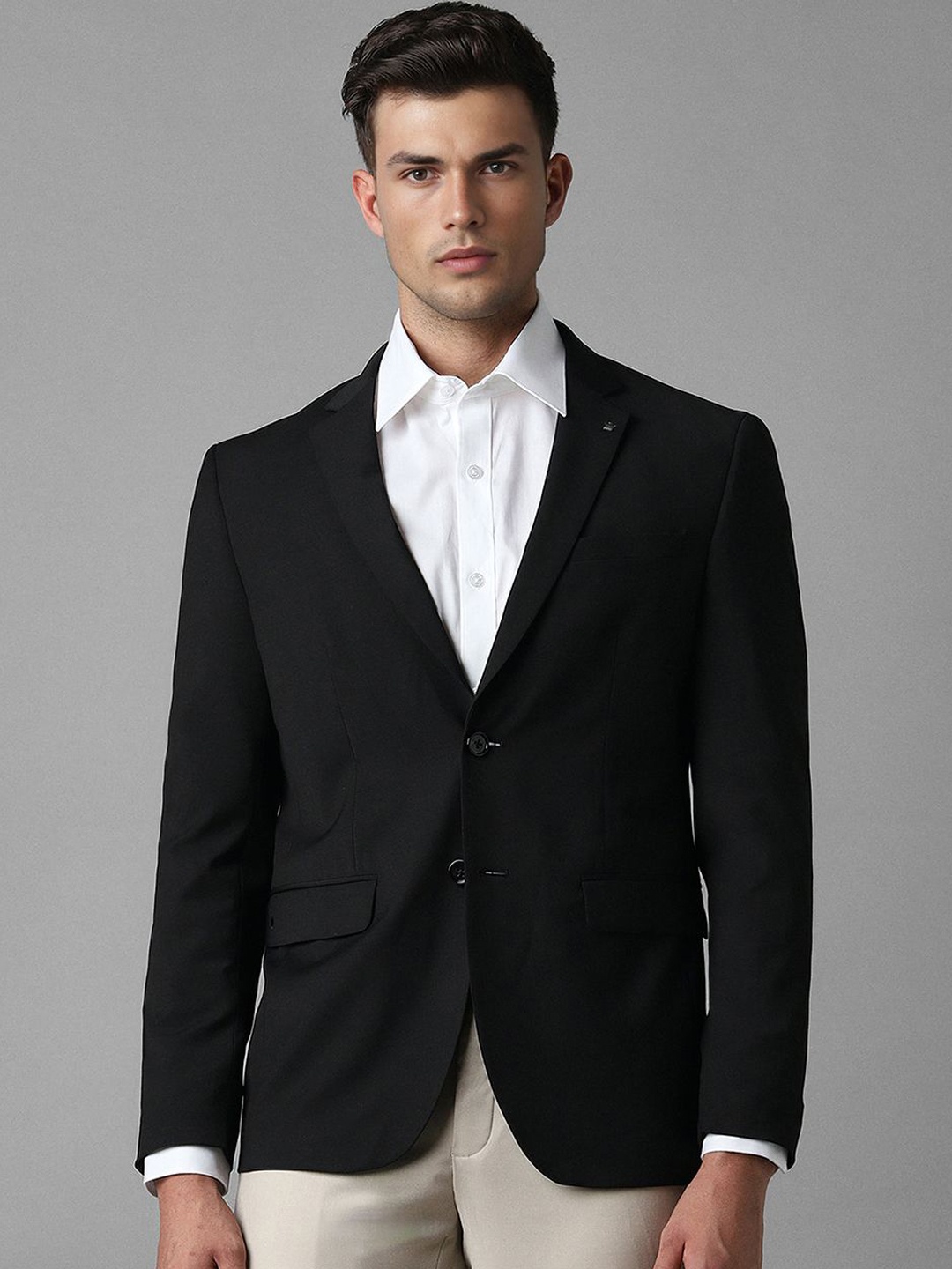 

Louis Philippe Slim Fit Notched Lapel Single Breasted Formal Blazer, Black