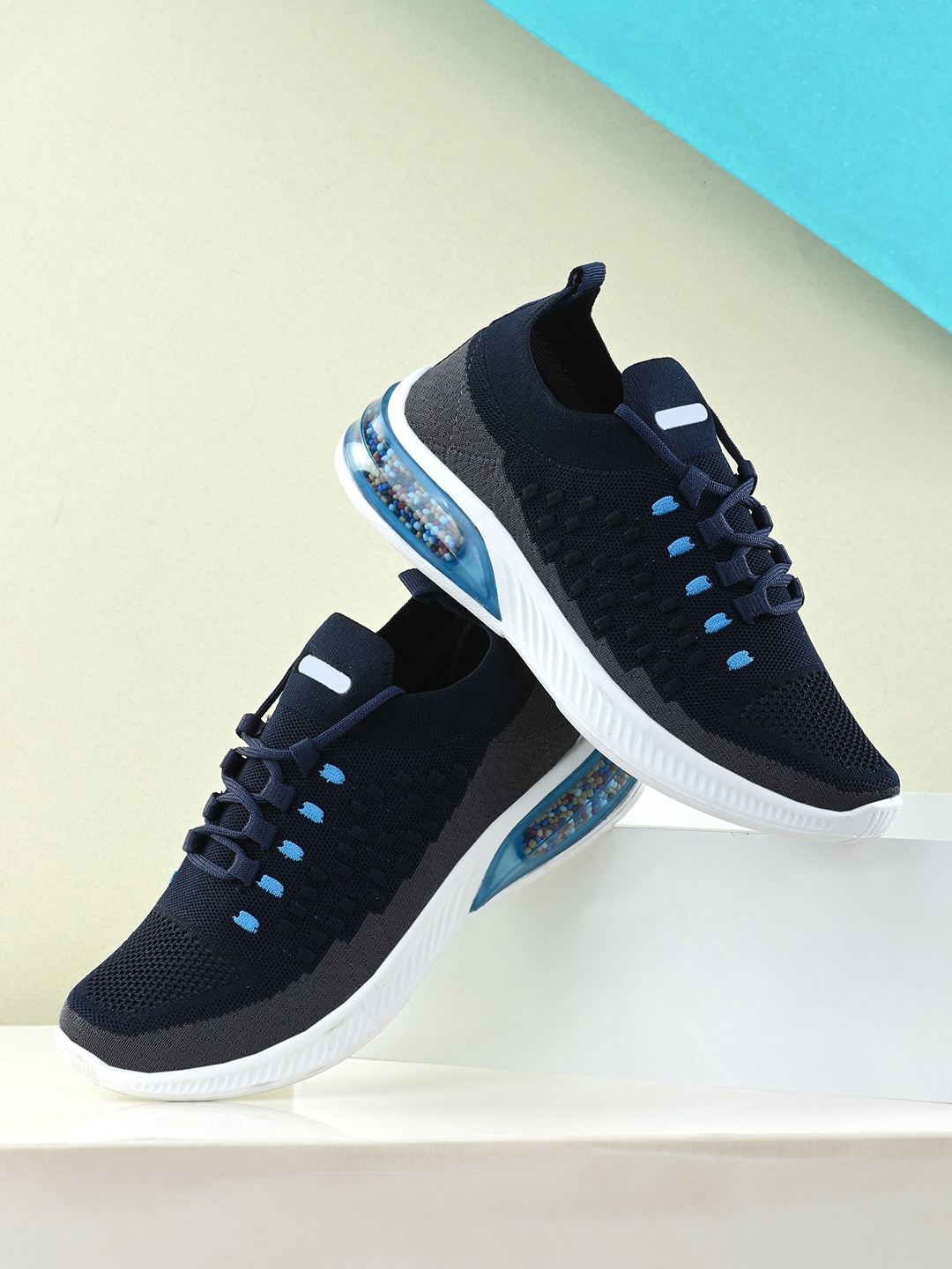 

Layasa Men Round Toe Comfort Insole Sneakers, Blue