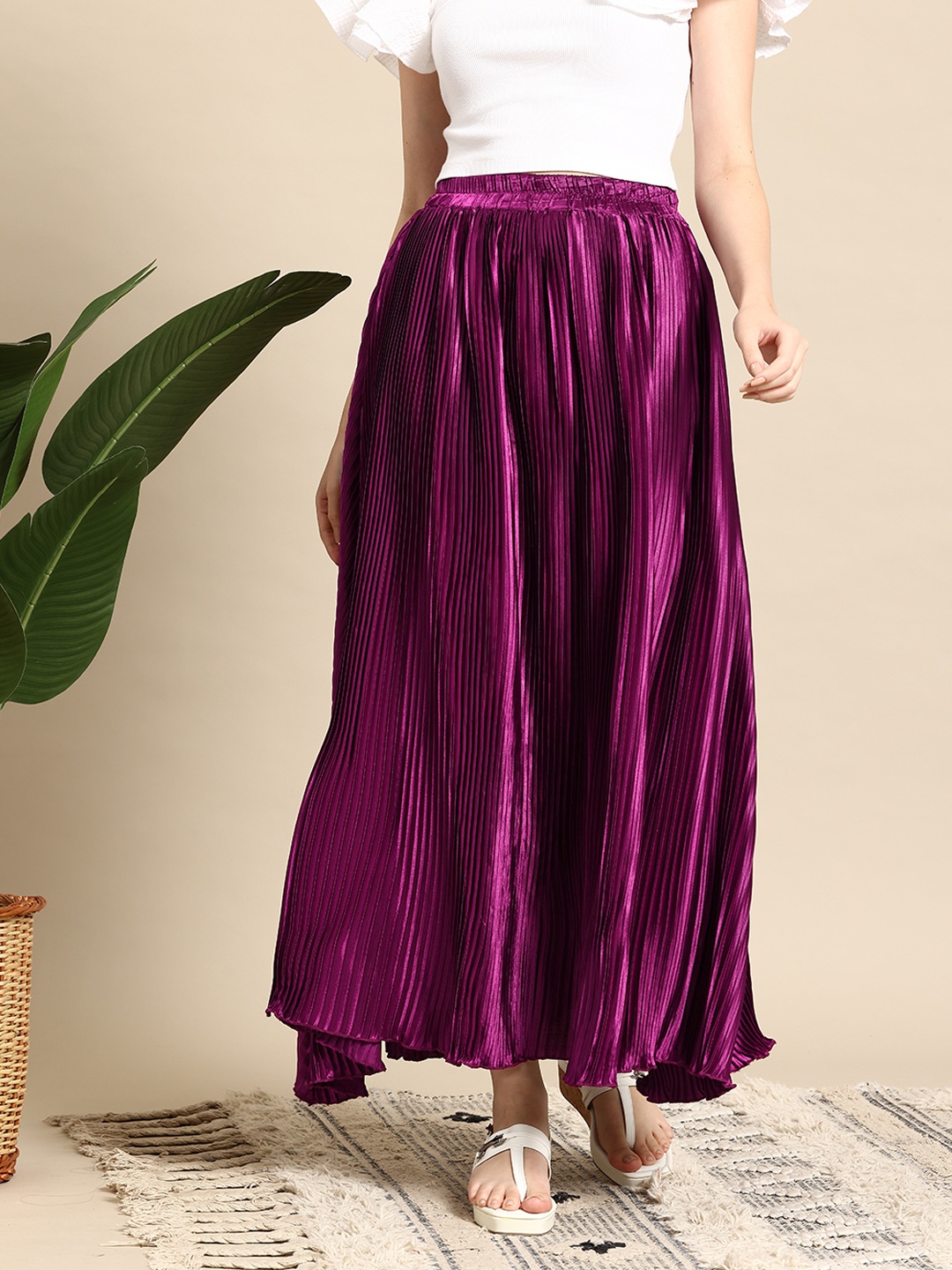 

Mast & Harbour Accordion Pleated Satin Flared Maxi Skirt, Magenta