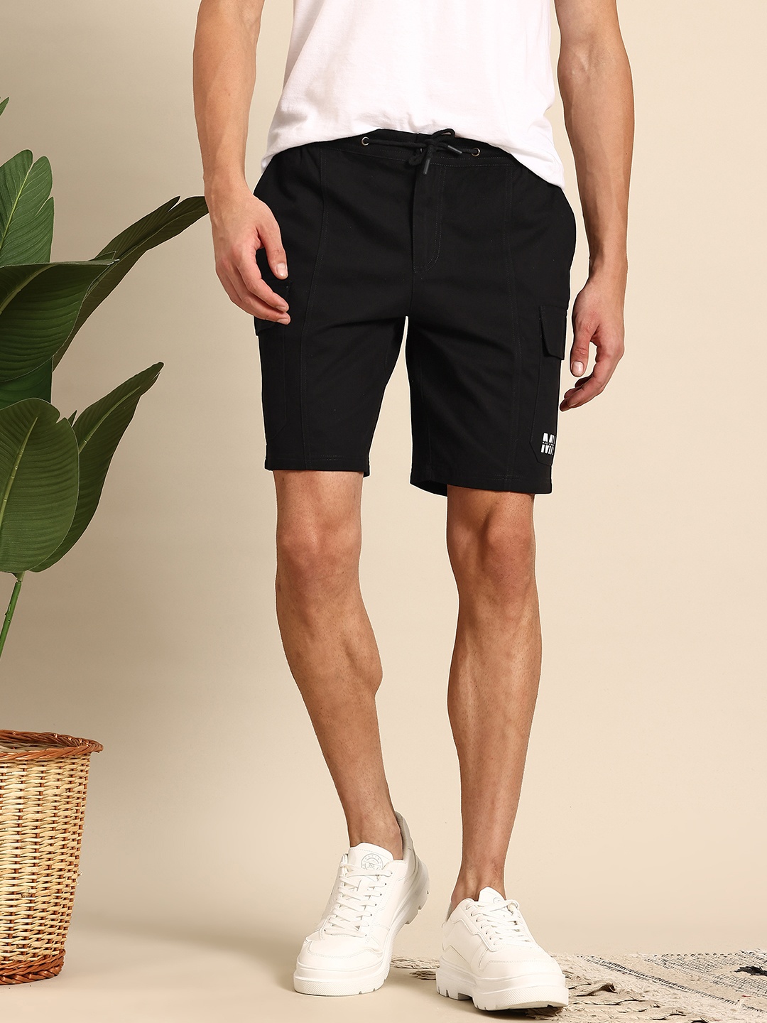 

Mast & Harbour Men Pure Cotton Cargo Shorts, Black