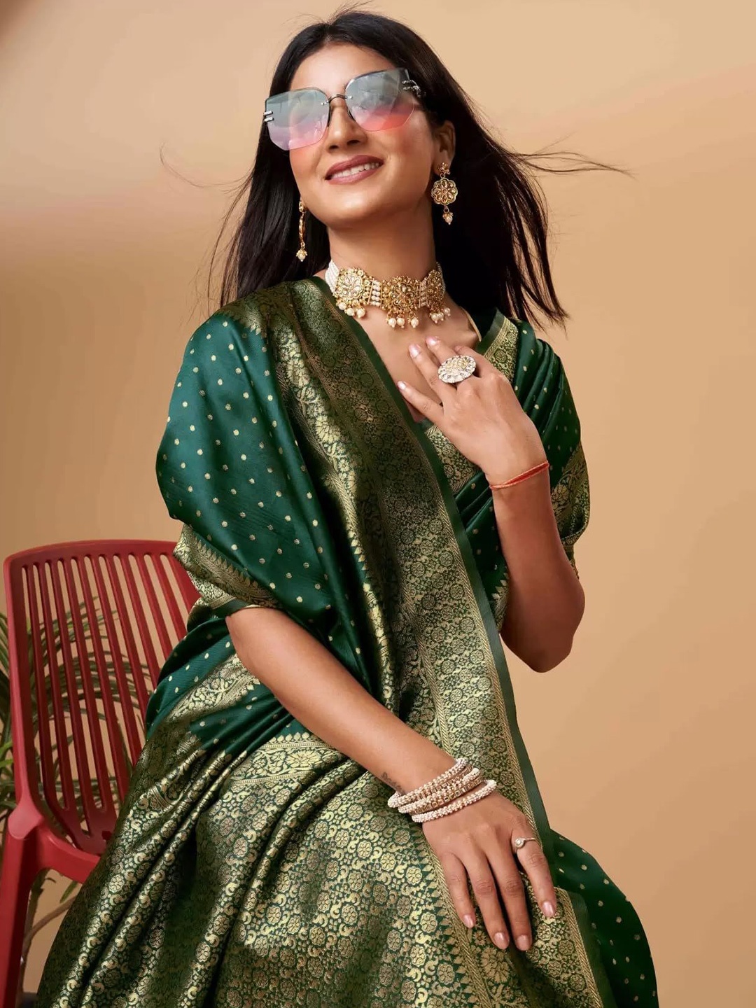 

RASVRITI Woven Design Zari Pure Silk Kanjeevaram Saree, Green