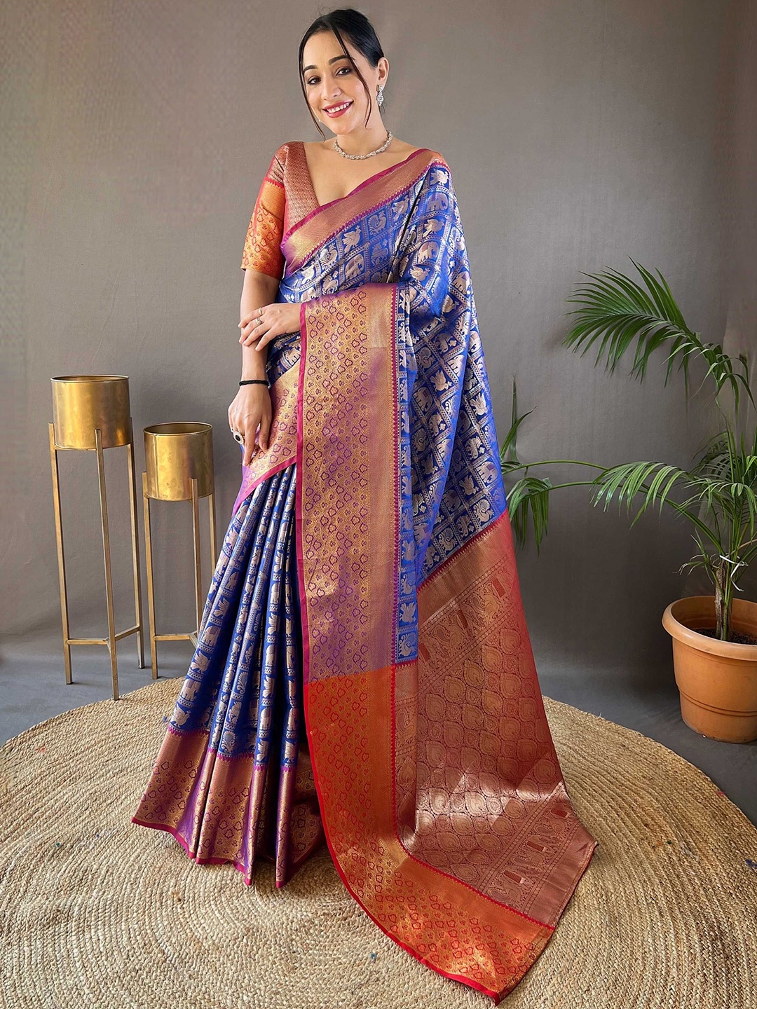 

Mitera Woven Design Zari Banarasi Saree, Blue