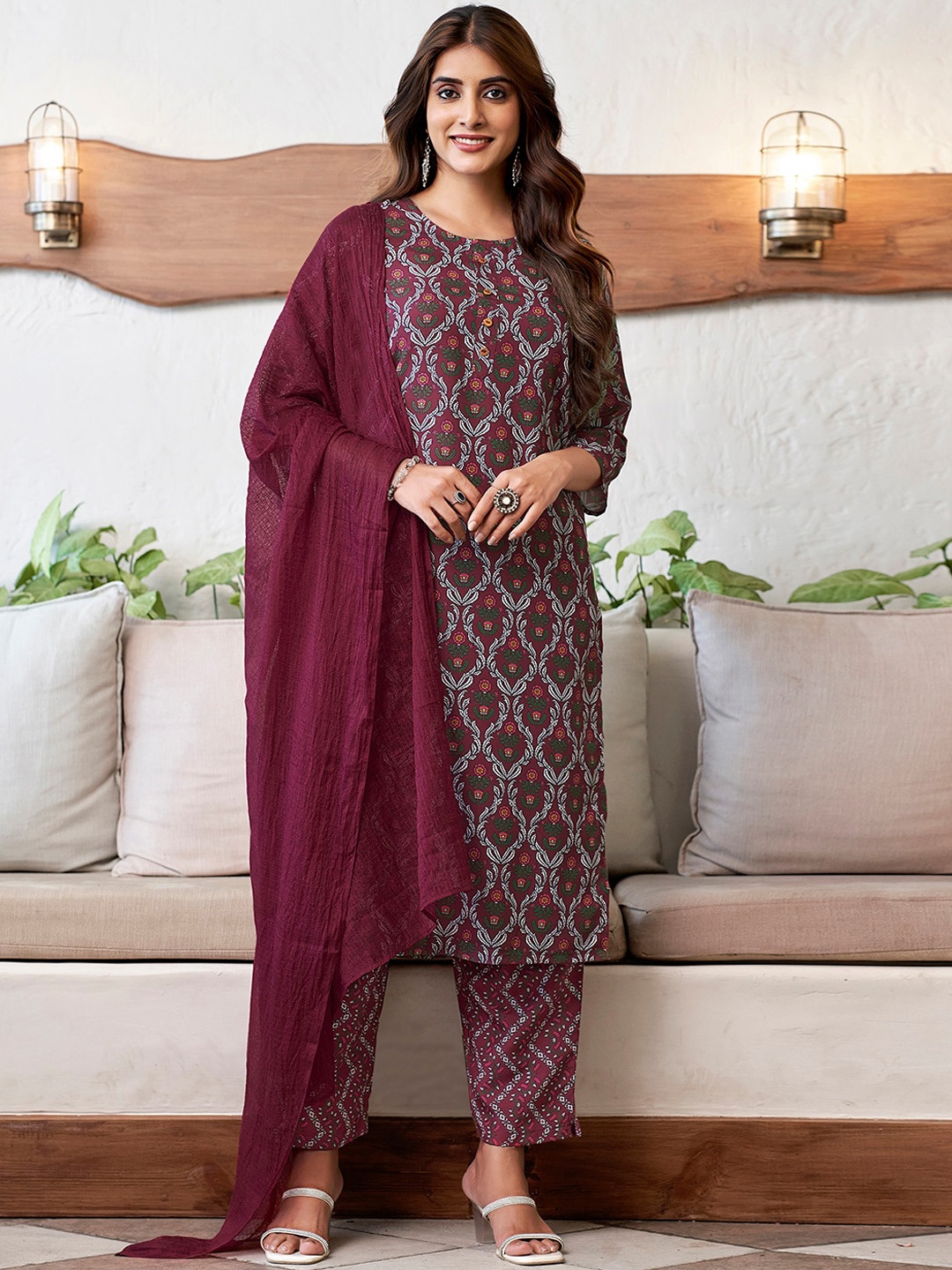 

KALINI Ethnic Motifs Printed Straight Kurta With Trousers & Dupatta, Maroon