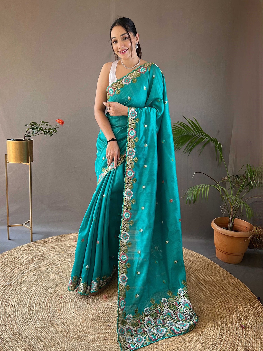 

Mitera Floral Embroidered Saree, Blue