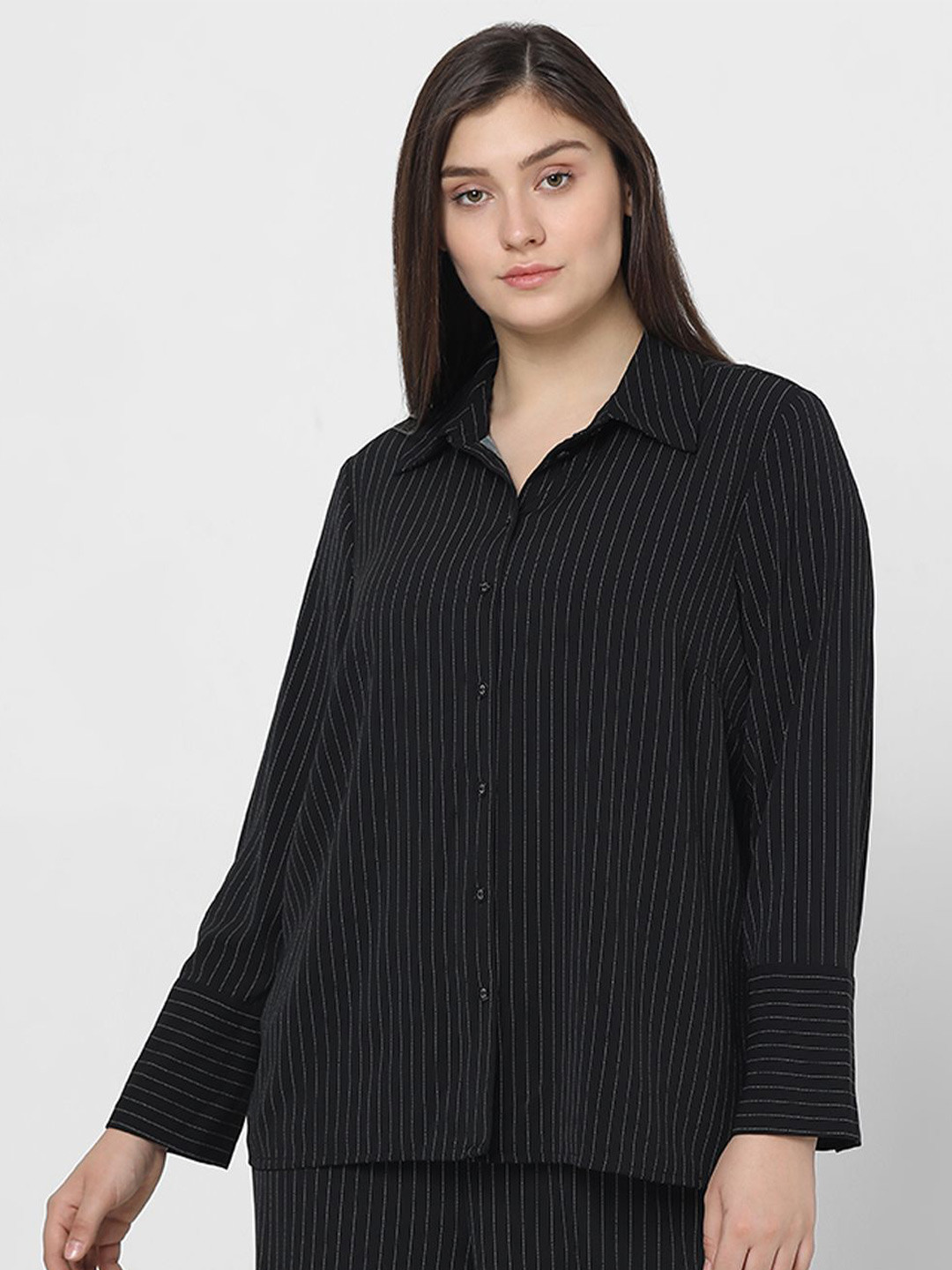 

VERO MODA CURVE Spread Collar Long Sleeves Striped Formal Shirt, Black
