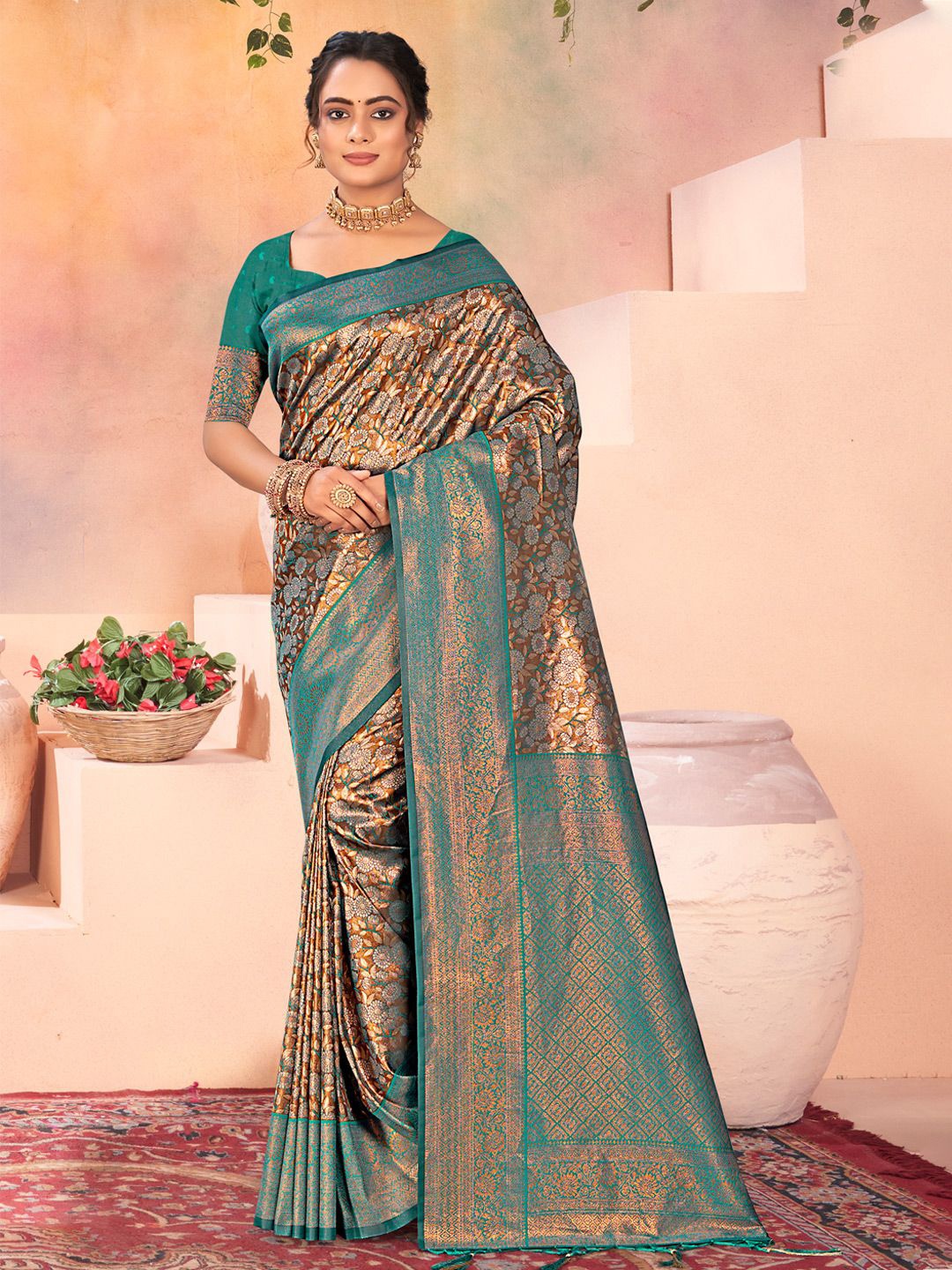 

Exclusiva Floral Zari Kanjeevaram Saree, Copper