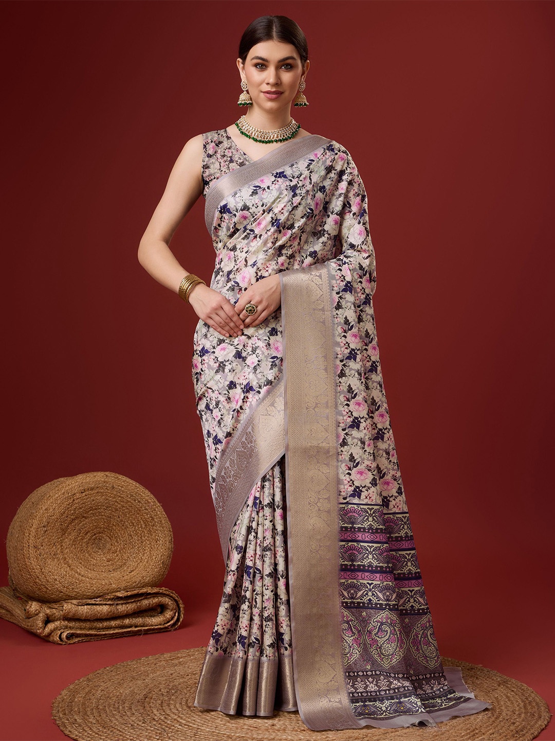 Exclusiva Floral Saree, Grey