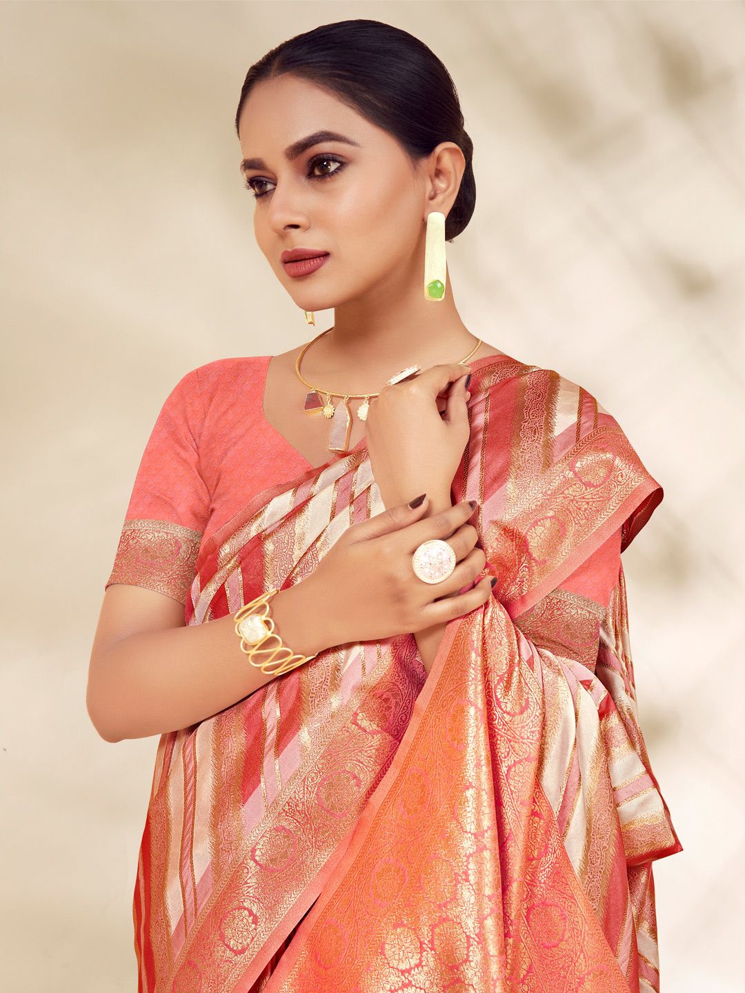 

Exclusiva Woven Design Zari Saree, Orange