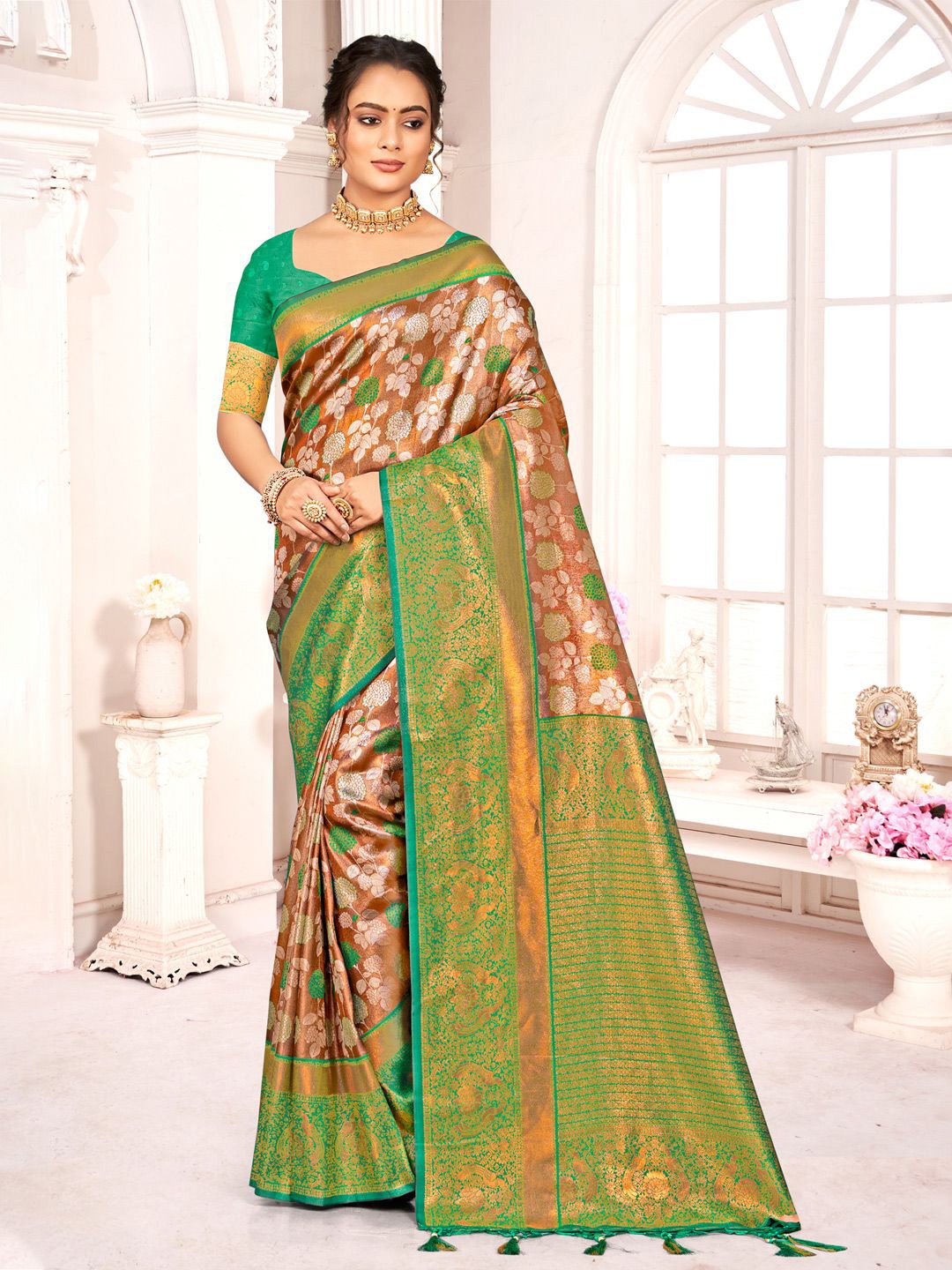 

Exclusiva Woven Design Zari Kanjivaram Saree, Copper