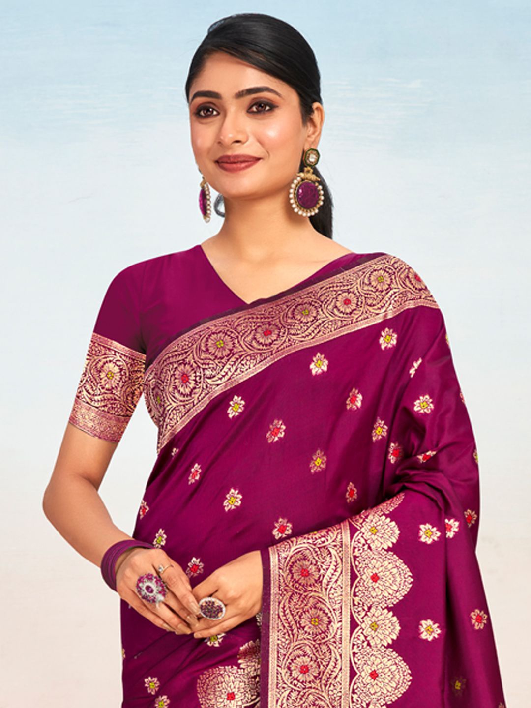 

Exclusiva Floral Zari Saree, Purple