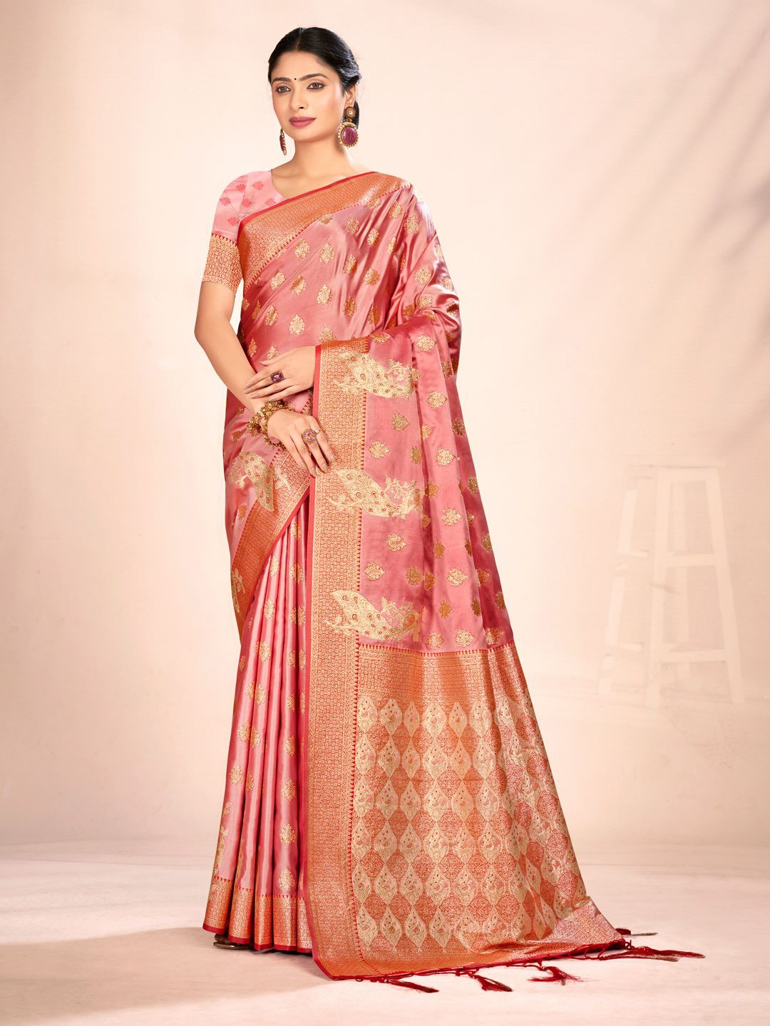 

Exclusiva Ethnic Motifs Woven Design Saree, Pink