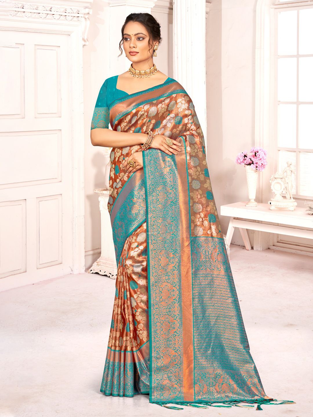 

Exclusiva Woven Design Zari Kanjeevaram Saree, Turquoise blue