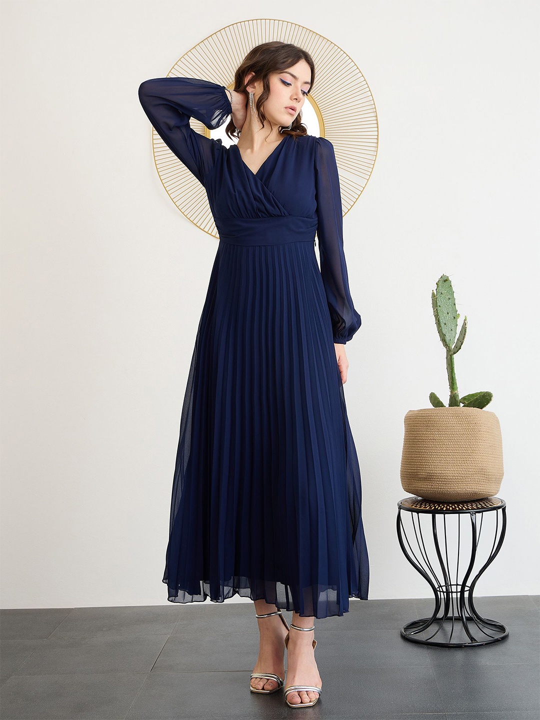 

Berrylush V-Neck Bishop Sleeves Pleated Georgette Maxi Dress, Navy blue