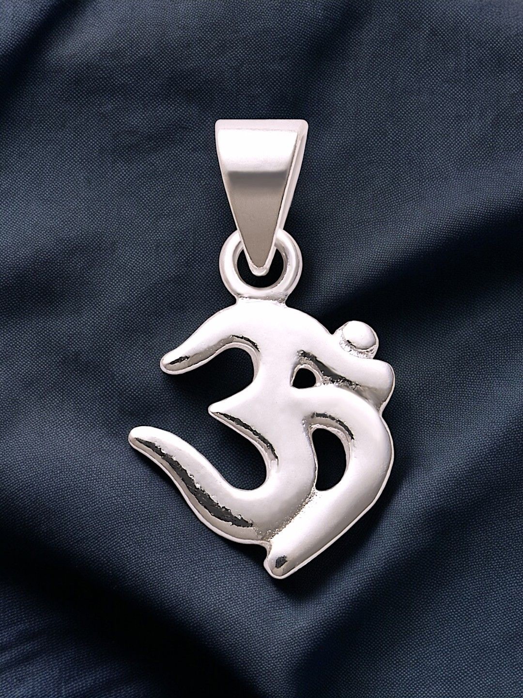 

Taraash Quirky Pendants, Silver