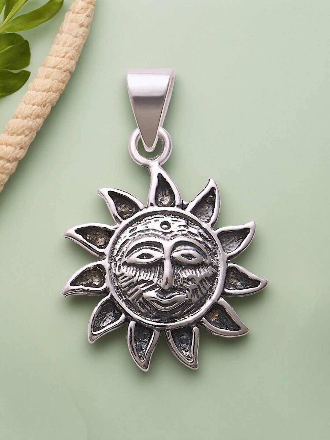 

Taraash Quirky Pendants, Silver