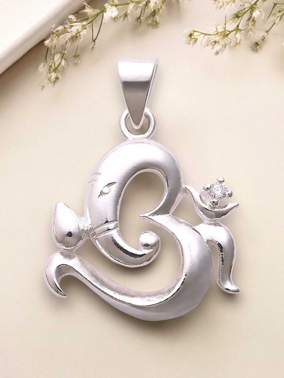 

Taraash Quirky Pendants, Silver