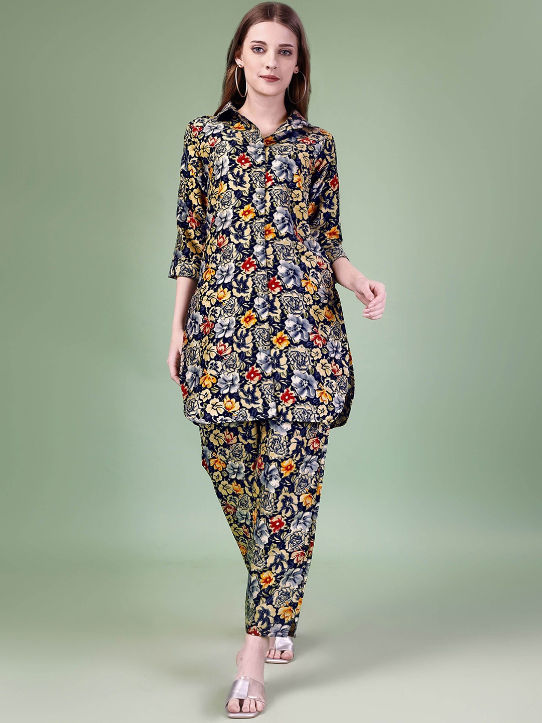 

Ashiya Fab Floral Printed Shirt Collar Three-Quarter Sleeves Tunic With Trousers, Blue