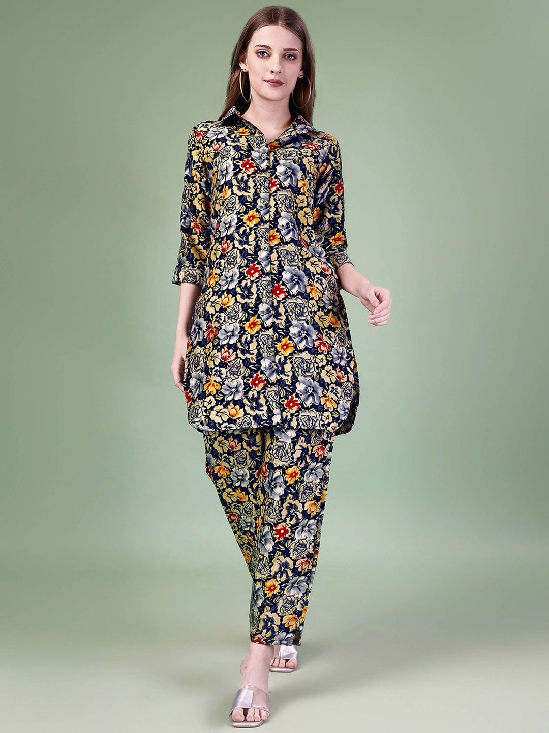 

Ashiya Fab Floral Printed Three-Quarter Sleeves Curved Shirt With Trousers, Blue