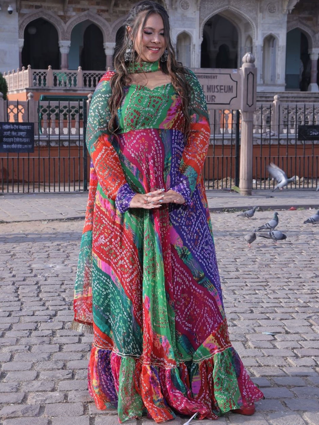 

Swadeshi Shringaar Printed Georgette Anarkali Kurta With Trousers & Dupatta, Green