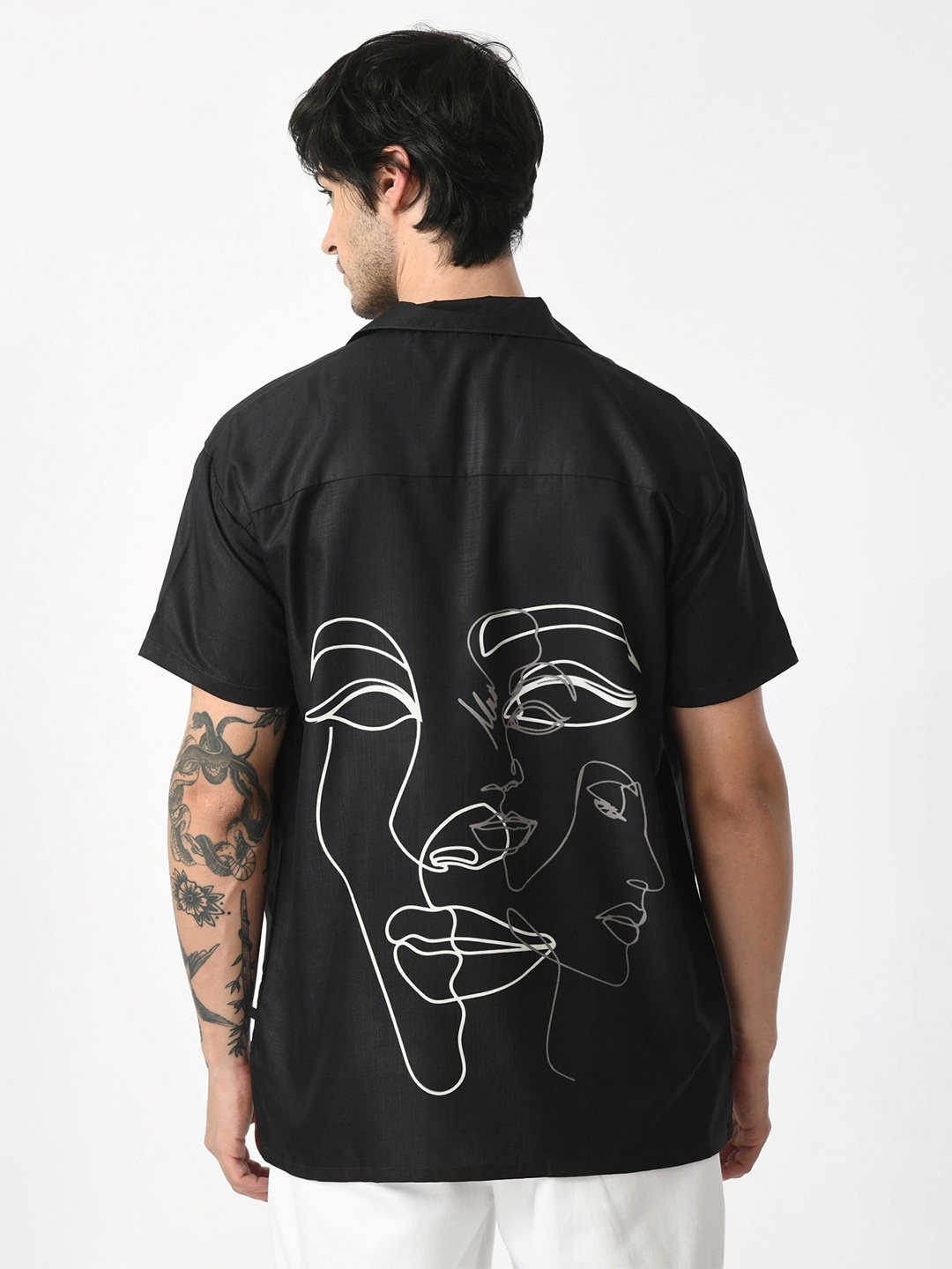 

KISSOSS Graphic Printed Classic Oversized Shirt, Black