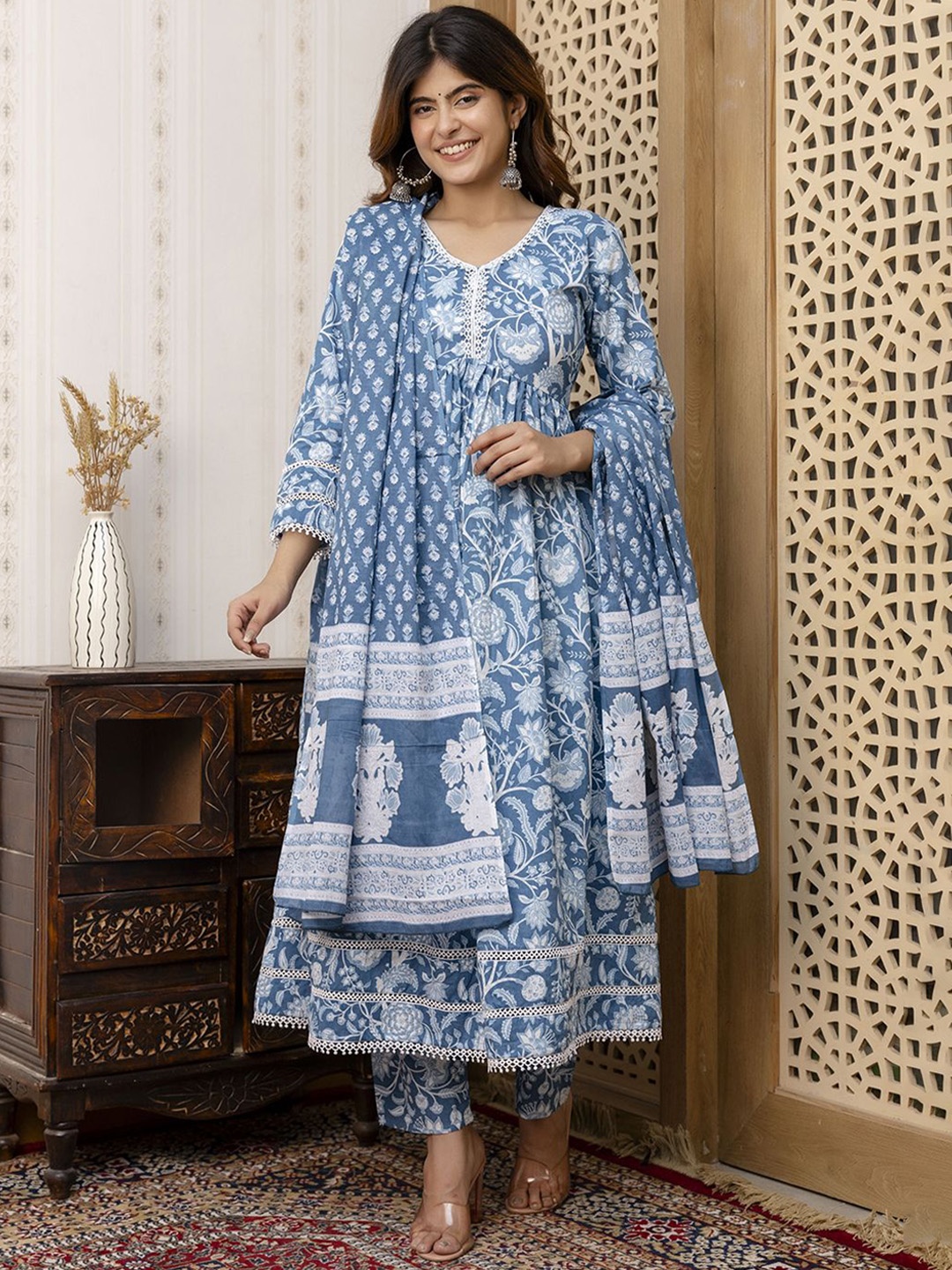 

Nayo Floral Printed Regular Pure Cotton Anarkali Kurta With Trousers & Dupatta, Blue