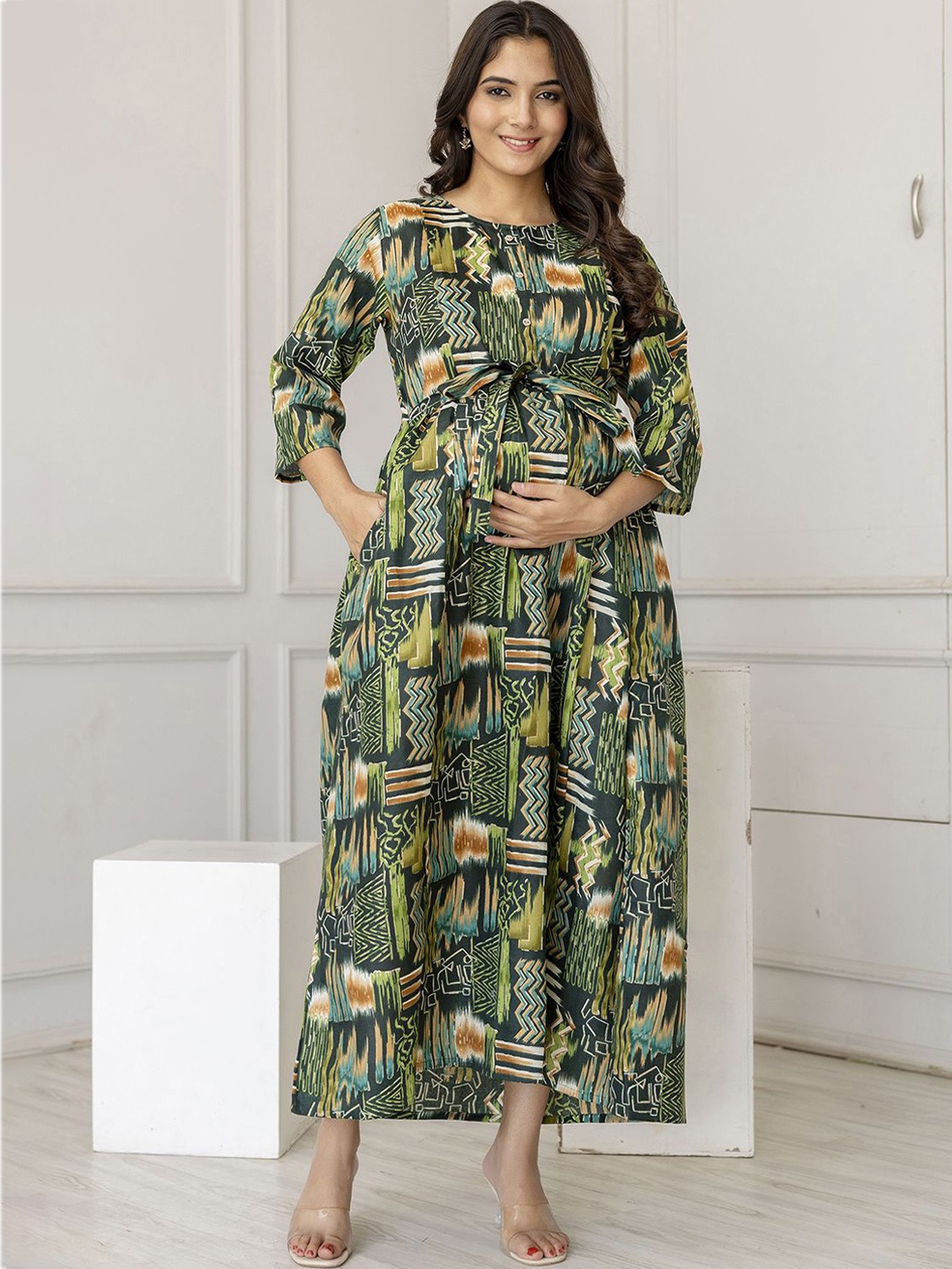 

Nayo Round Neck Ethnic Motifs Print Maternity Maxi Dress, Green