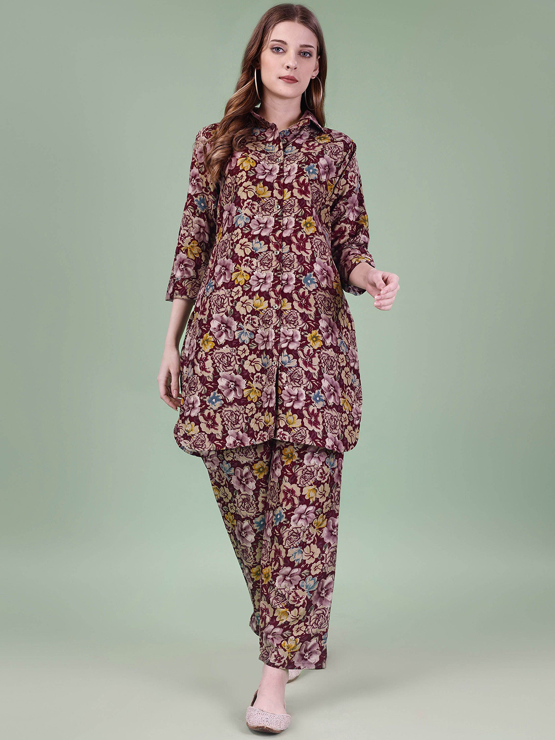 

Ashiya Fab Floral Printed Shirt Collar Three-Quarter Sleeves Tunic With Trousers, Purple