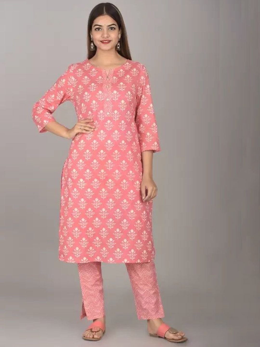 

POSHART FASHION AS UNIQUE AS YOU ARE Floral Printed Pure Cotton Straight Kurta Set, Pink