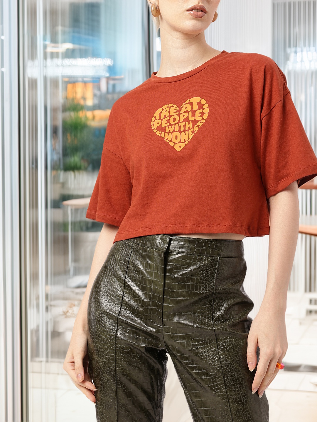 

DressBerry Street Grunge Vibe Printed Boxy Fit Crop T-shirt, Rust