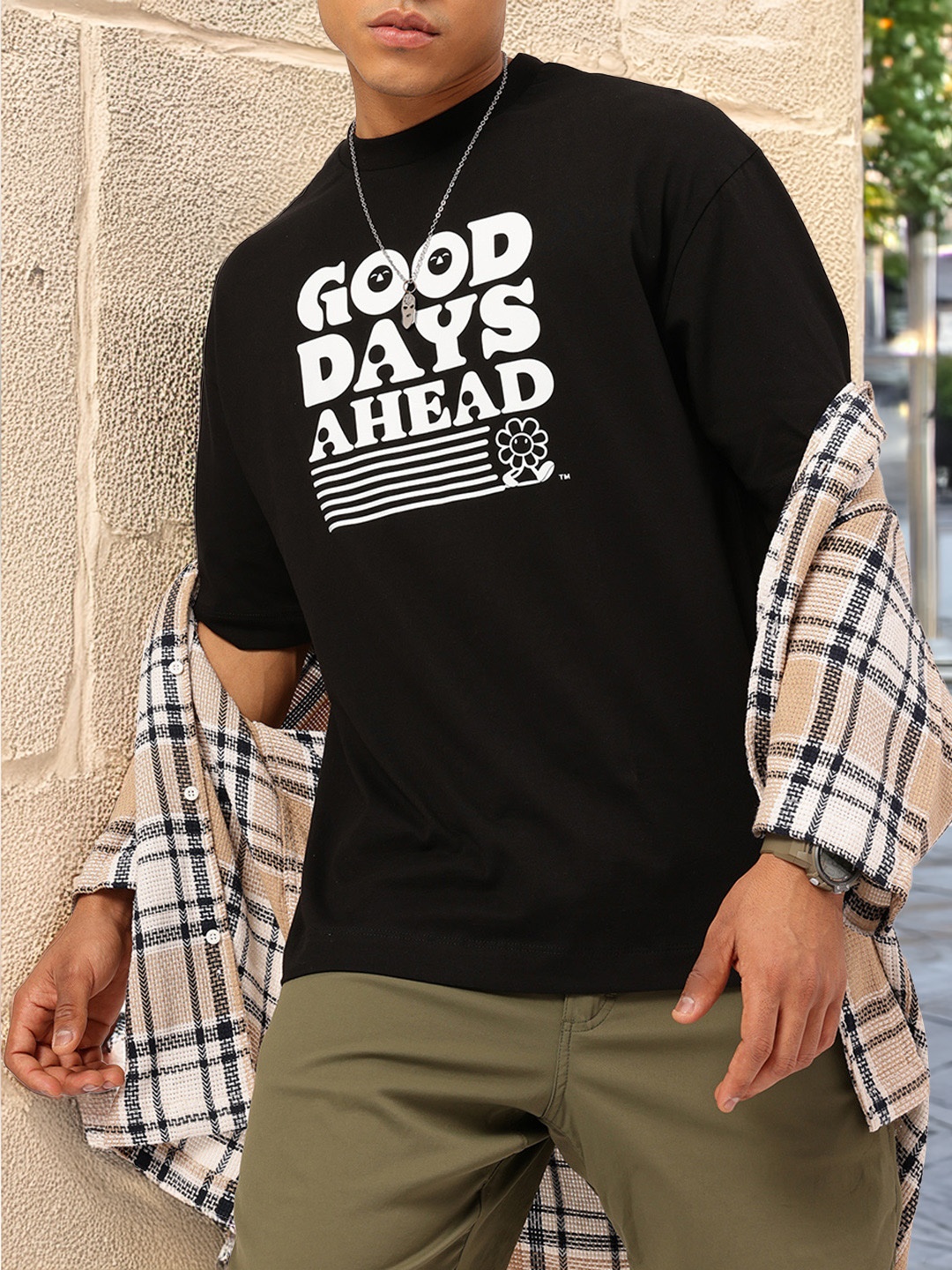 

Kook N Keech Good Vibes Only Typography Print Drop-Shoulder Sleeves Oversized T-shirt, Black