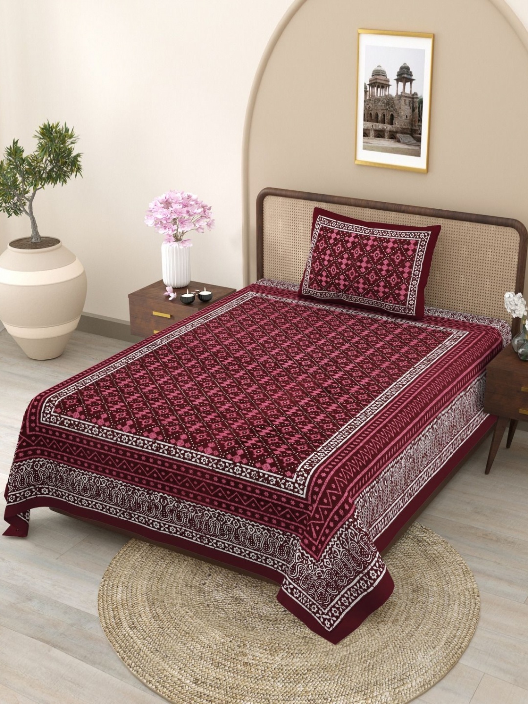 

SHOOLIN Maroon Ethnic Motifs 144 TC Cotton Single Bedsheet with 1 Pillow Covers