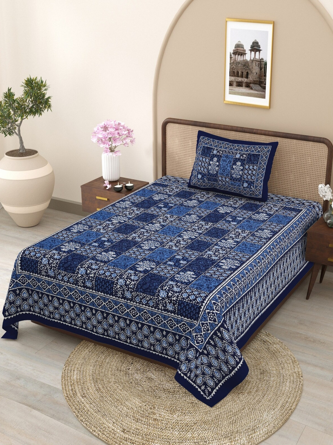 

SHOOLIN Blue & White Floral 144 TC 2 Single Bedsheet with 4 Pillow Covers