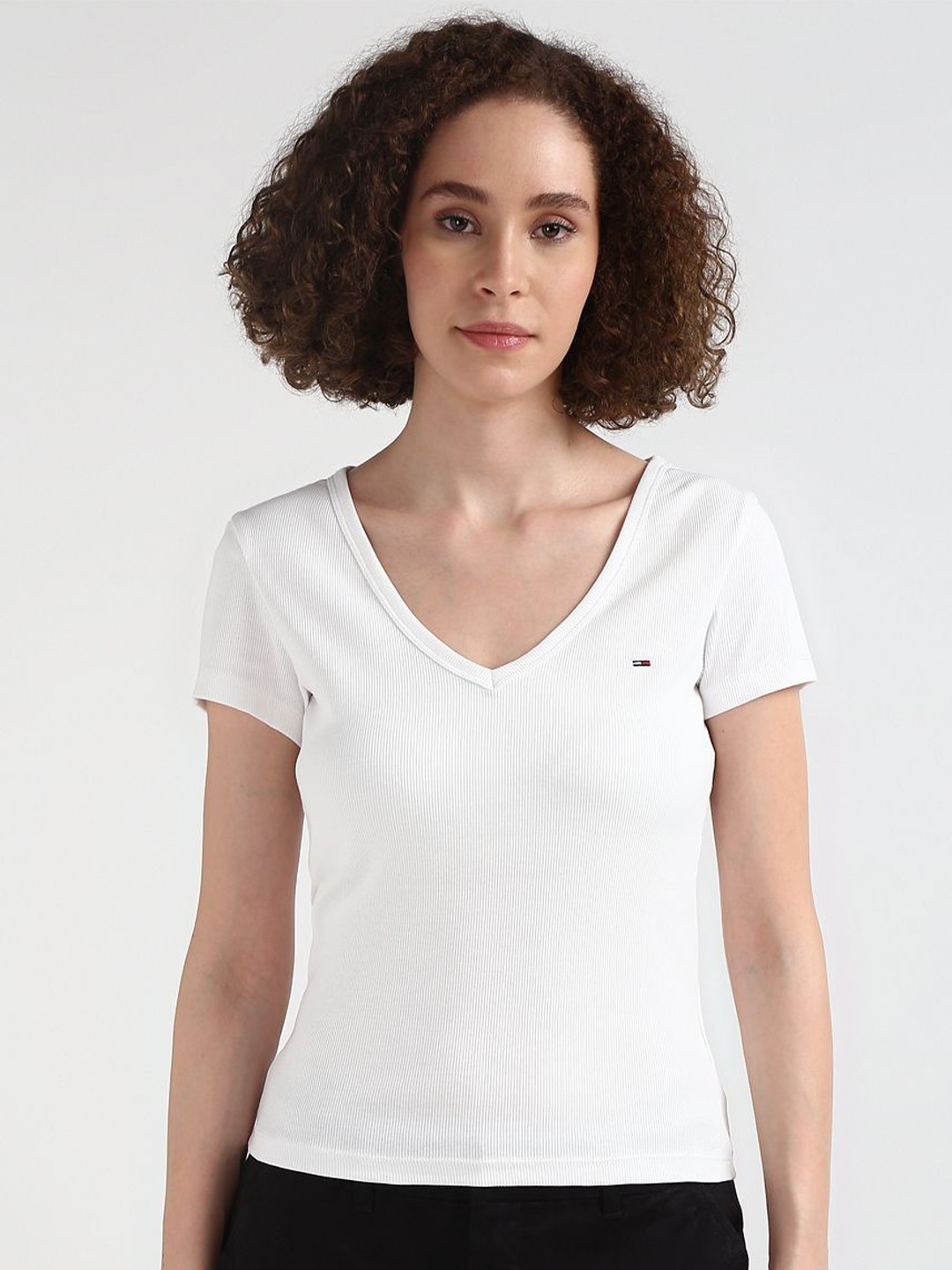 

Tommy Hilfiger V-Neck Cotton Slim Fit T-shirt, White