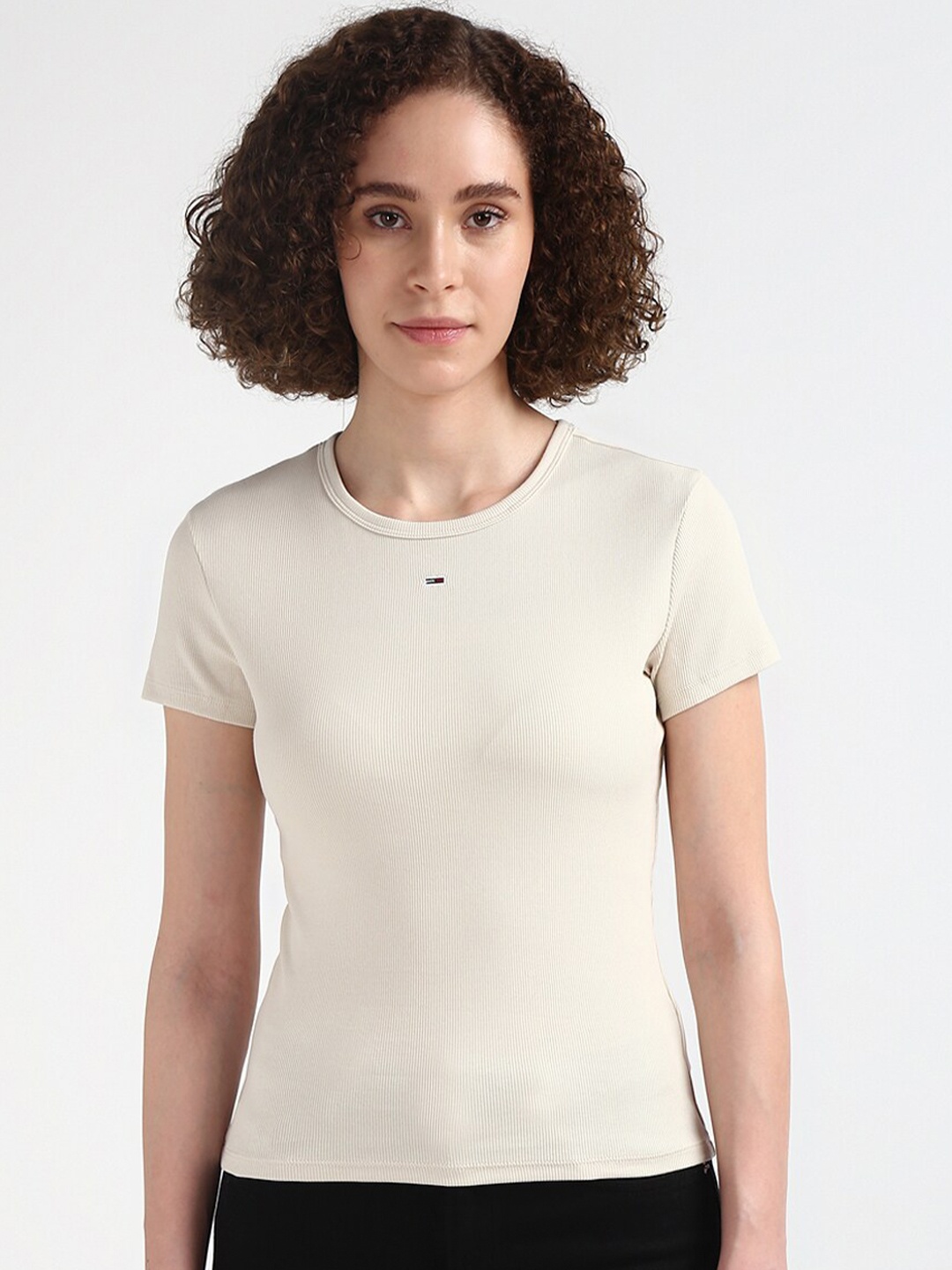 

Tommy Hilfiger Round Neck Cotton Slim Fit T-shirt, Beige