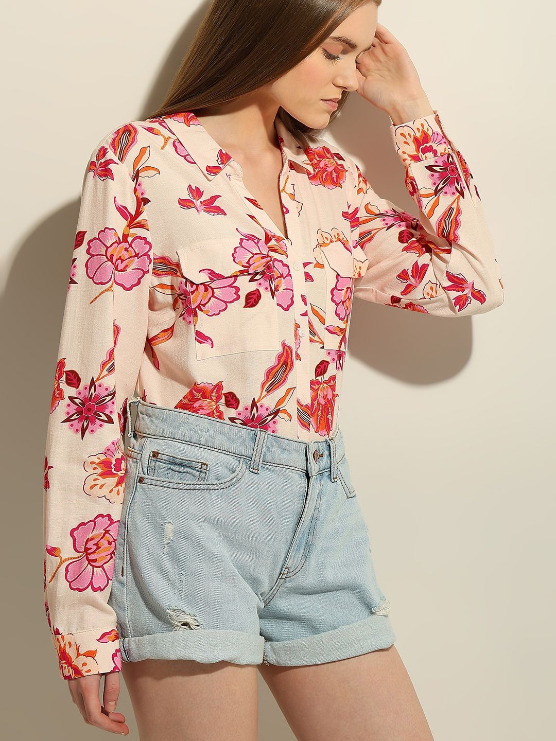 

Vero Moda Spread Collar Long Sleeves Floral Printed Regular Fit Casual Shirt, Beige
