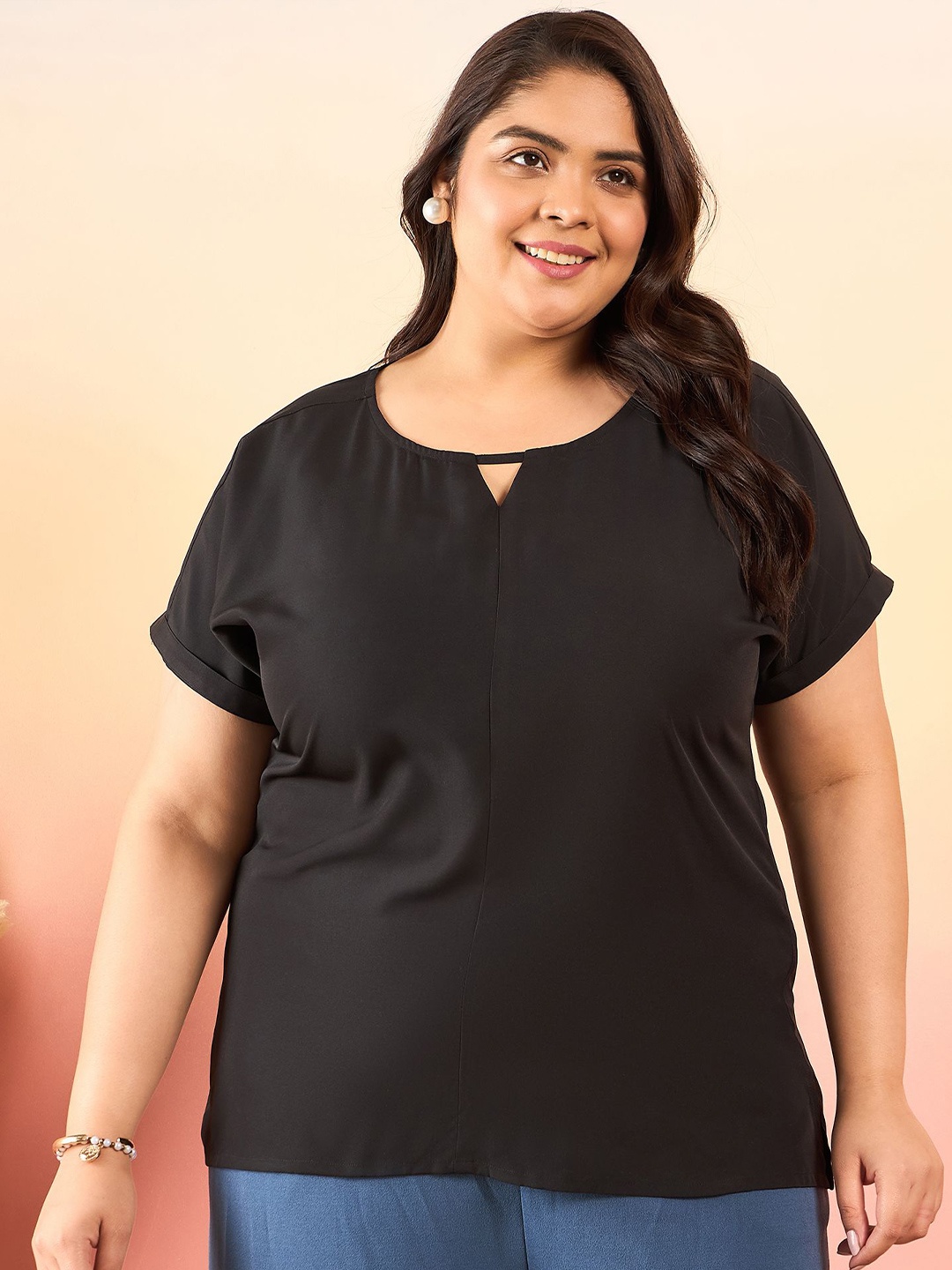 

Sztori Plus Size Keyhole Neck Extended Sleeves Top, Black