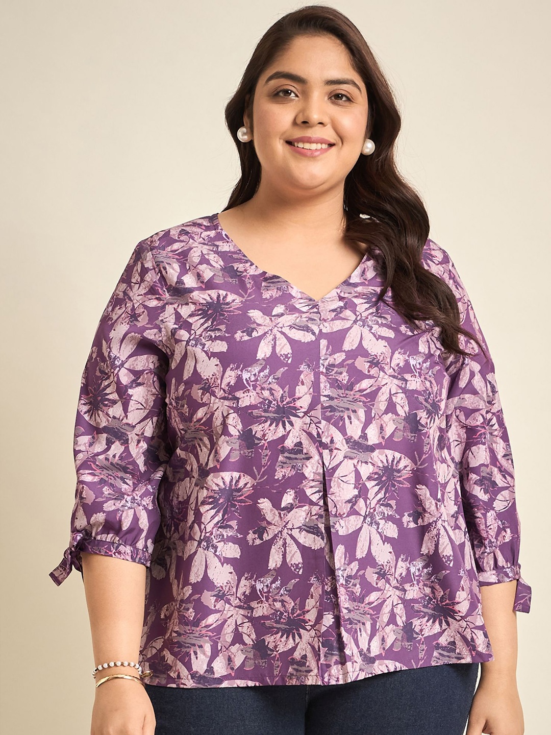 

Sztori Plus Size Floral Printed Tie-Ups Top, Purple