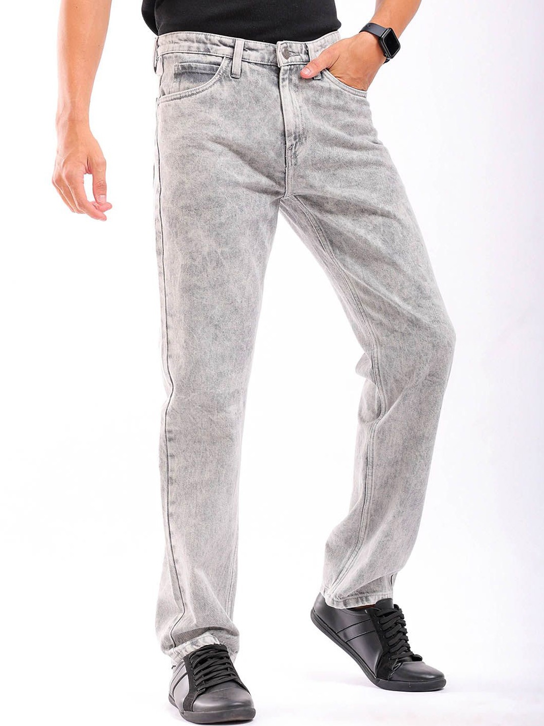 

The Indian Garage Co Men Straight Fit Low Distress Heavy Fade Cotton Jeans, Grey