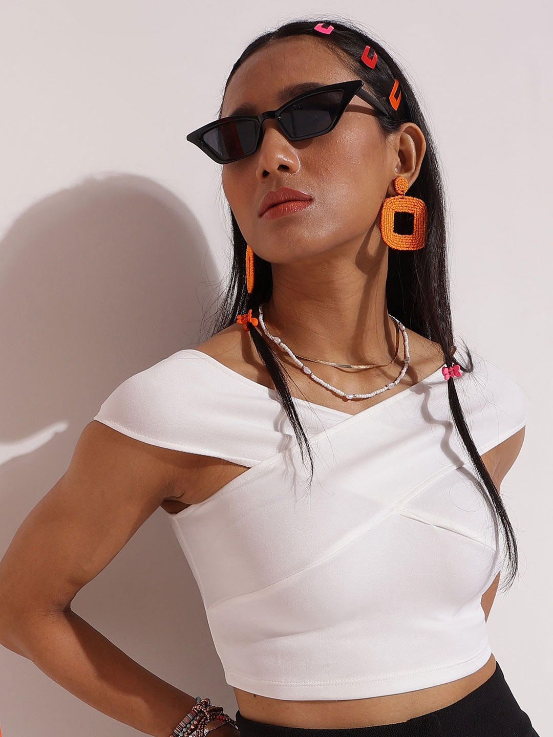 

Veni Vidi Vici V-Neck Sleeveless Regular Top, White