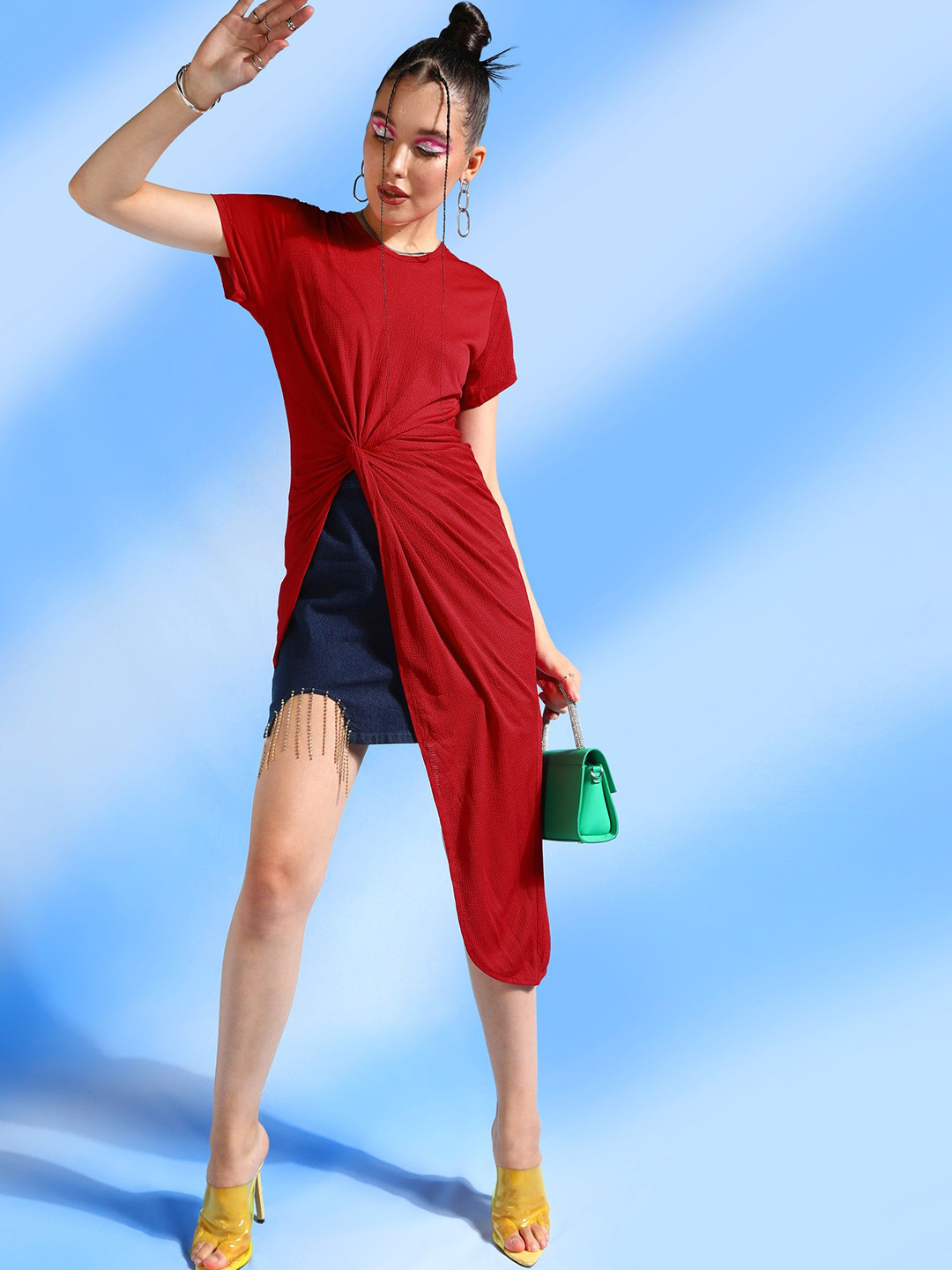 

Veni Vidi Vici Red Round Neck Short Sleeves Gathered Longline Top