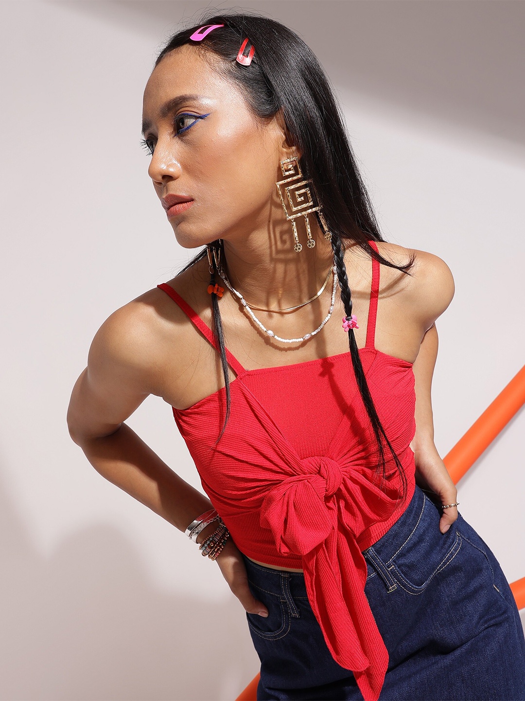 

Veni Vidi Vici Red Shoulder Straps Knoted Crop Top