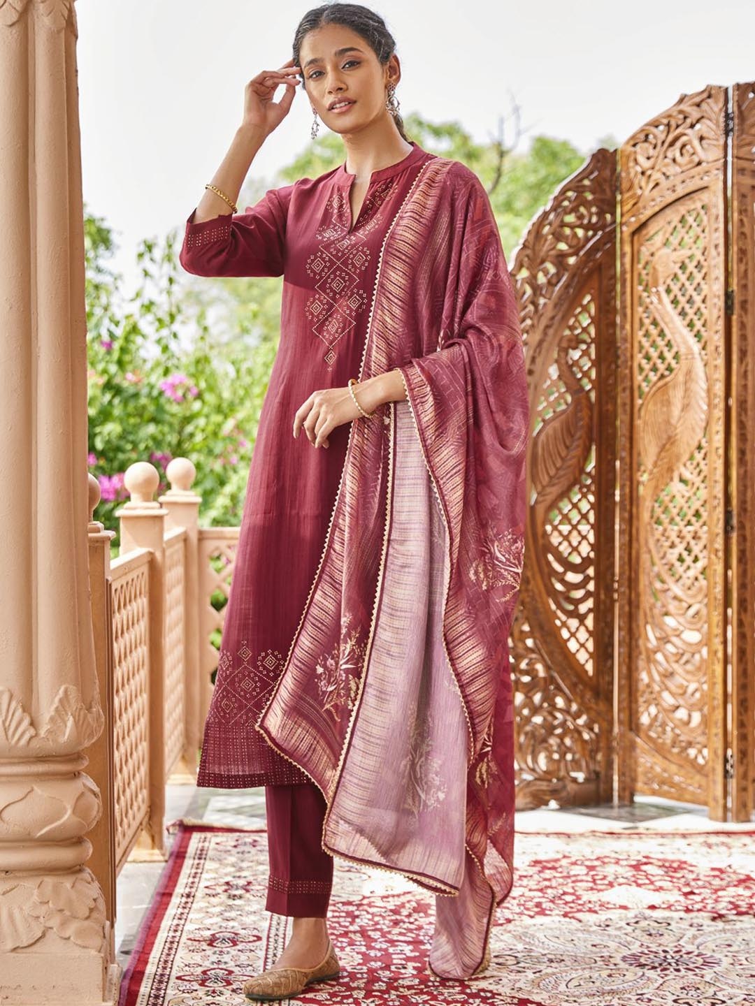 

WOMEN PLUS Geometric Embroidered Beads and Stones Straight Kurta with Trousers & Dupatta, Maroon