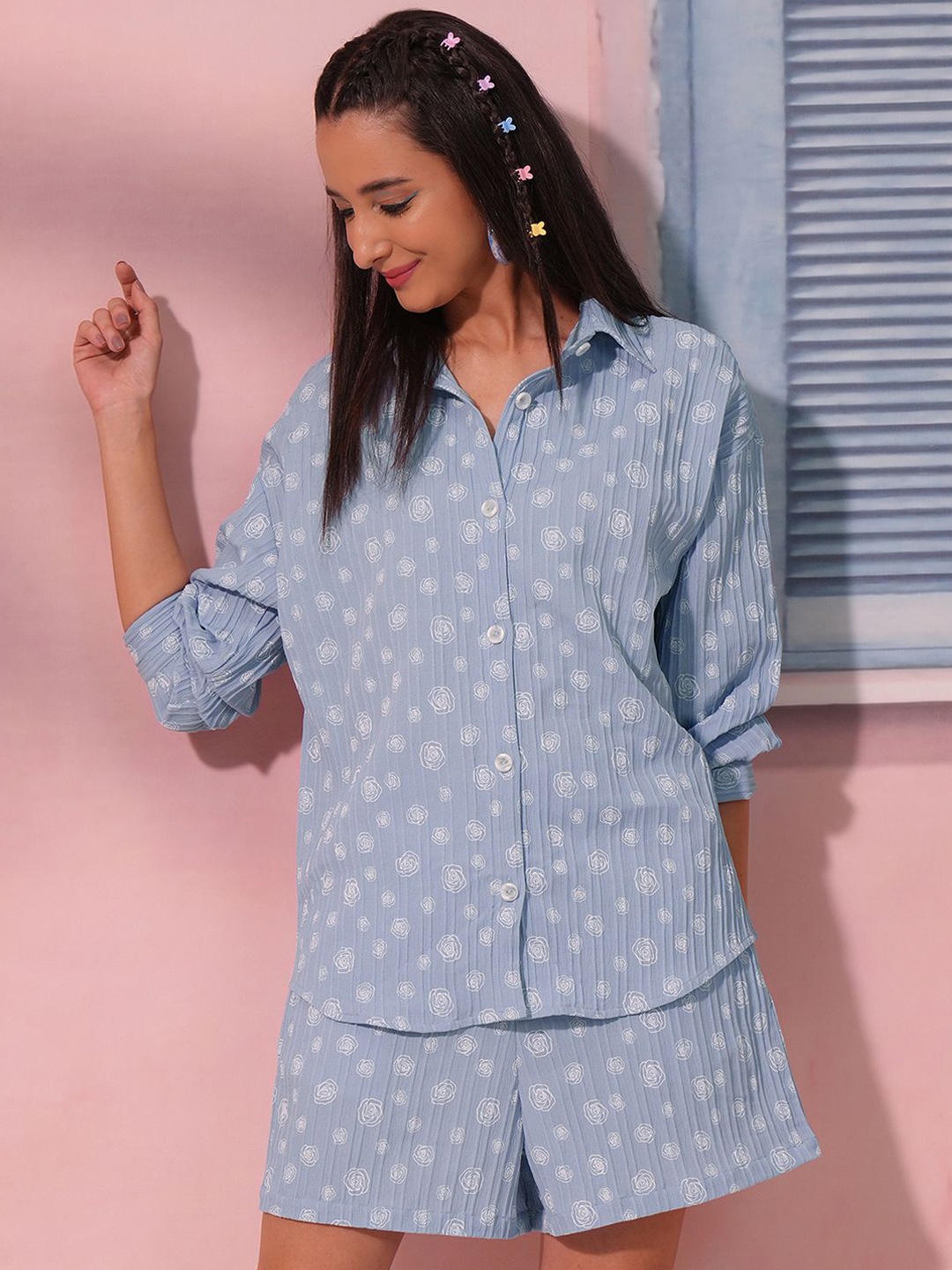 

Tokyo Talkies Blue Floral Printed Long Sleeves Shirt With Shorts