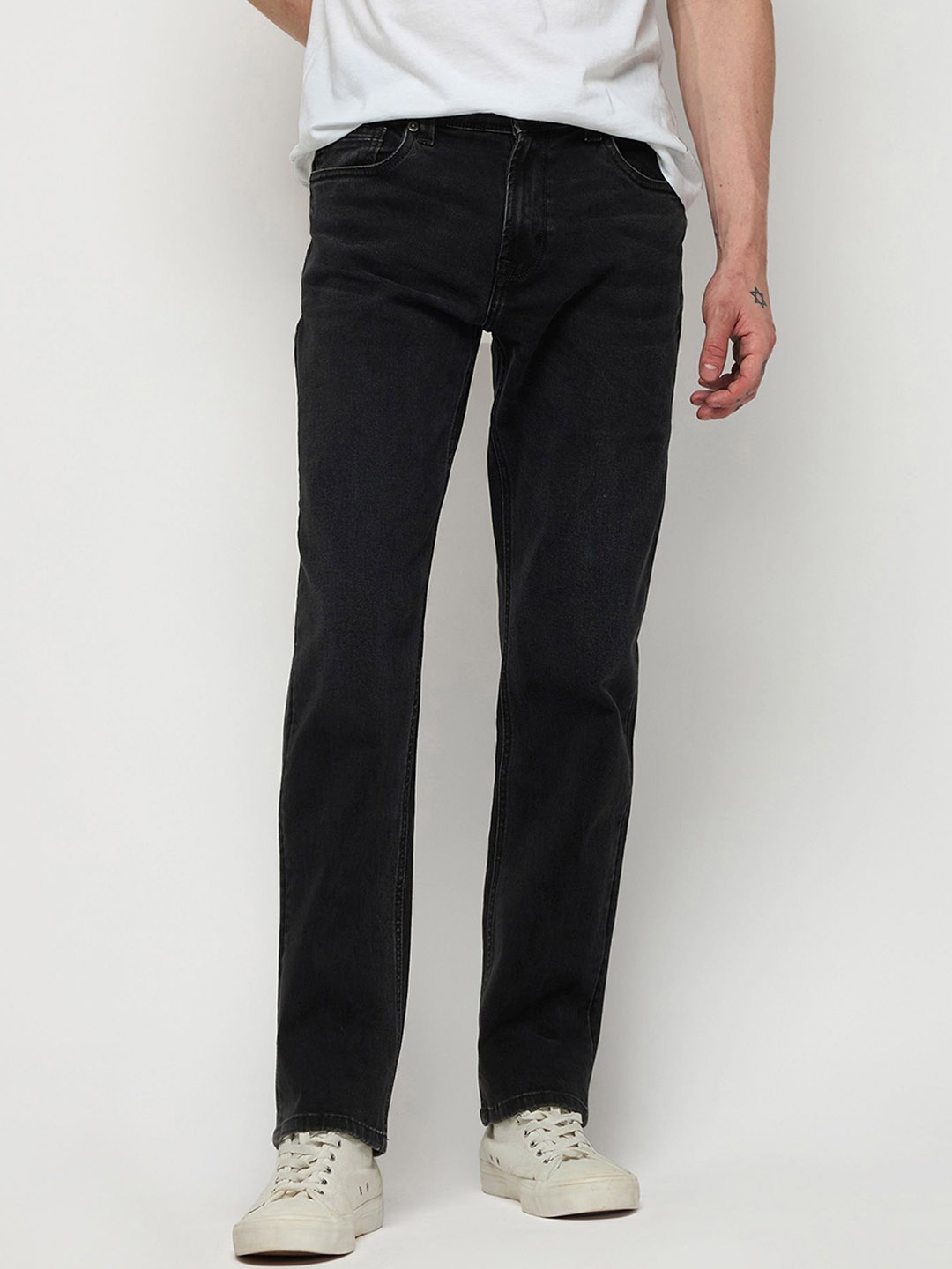

DAGERRFLY Men Straight Fit Mid-Rise Clean Look Stretchable Jeans, Black