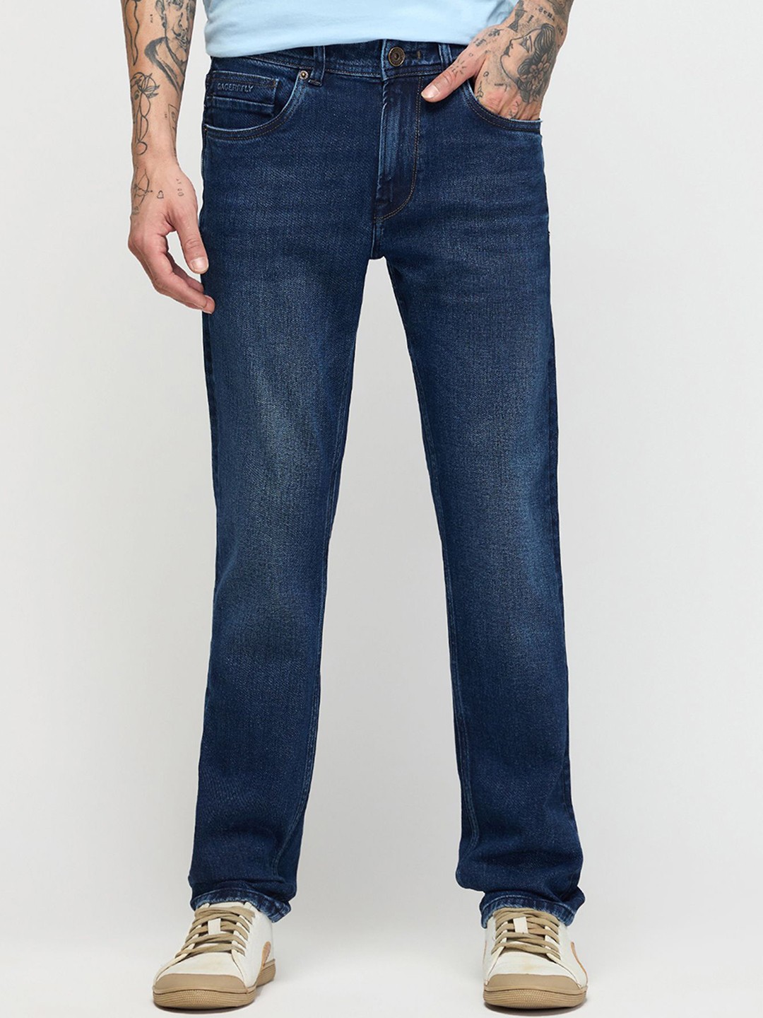 

DAGERRFLY Men Straight Fit Low Distress Light Fade Stretchable Jeans, Blue