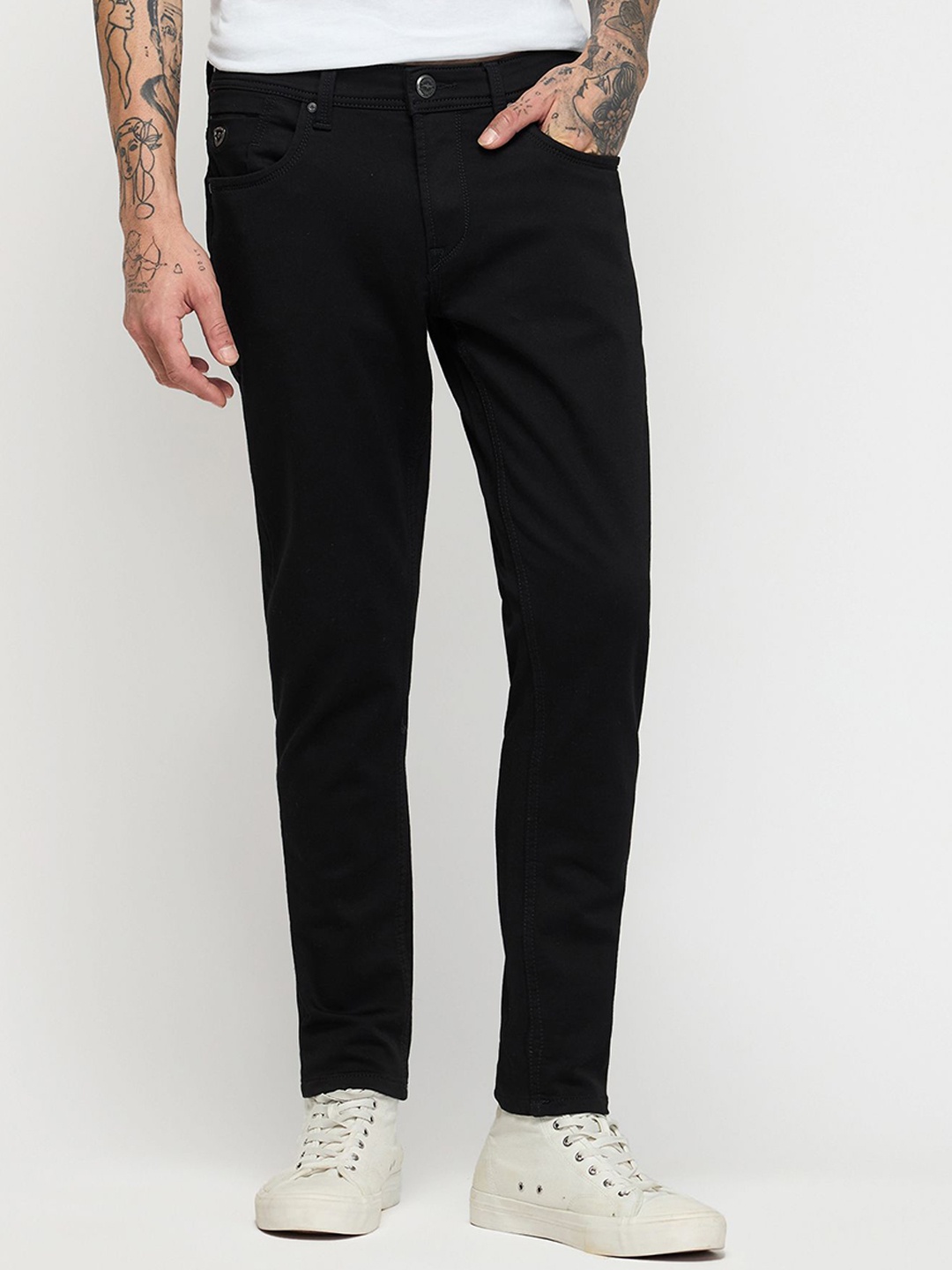 

DAGERRFLY Men Slim Fit Mid-Rise Clean Look Stretchable Jeans, Black
