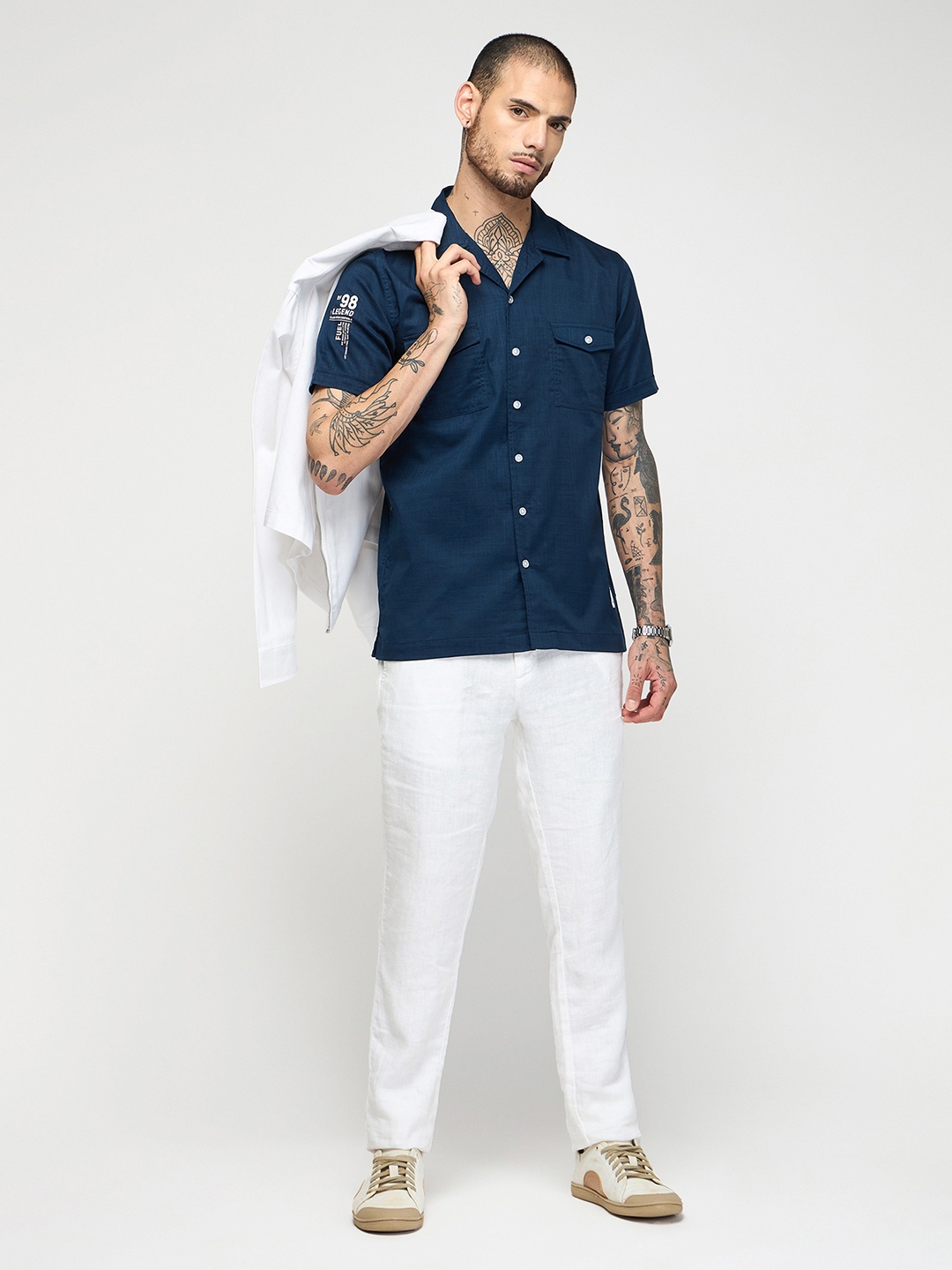 

Red Flame Slim Fit Spread Collar Twill Weave Cotton Shirt, Navy blue