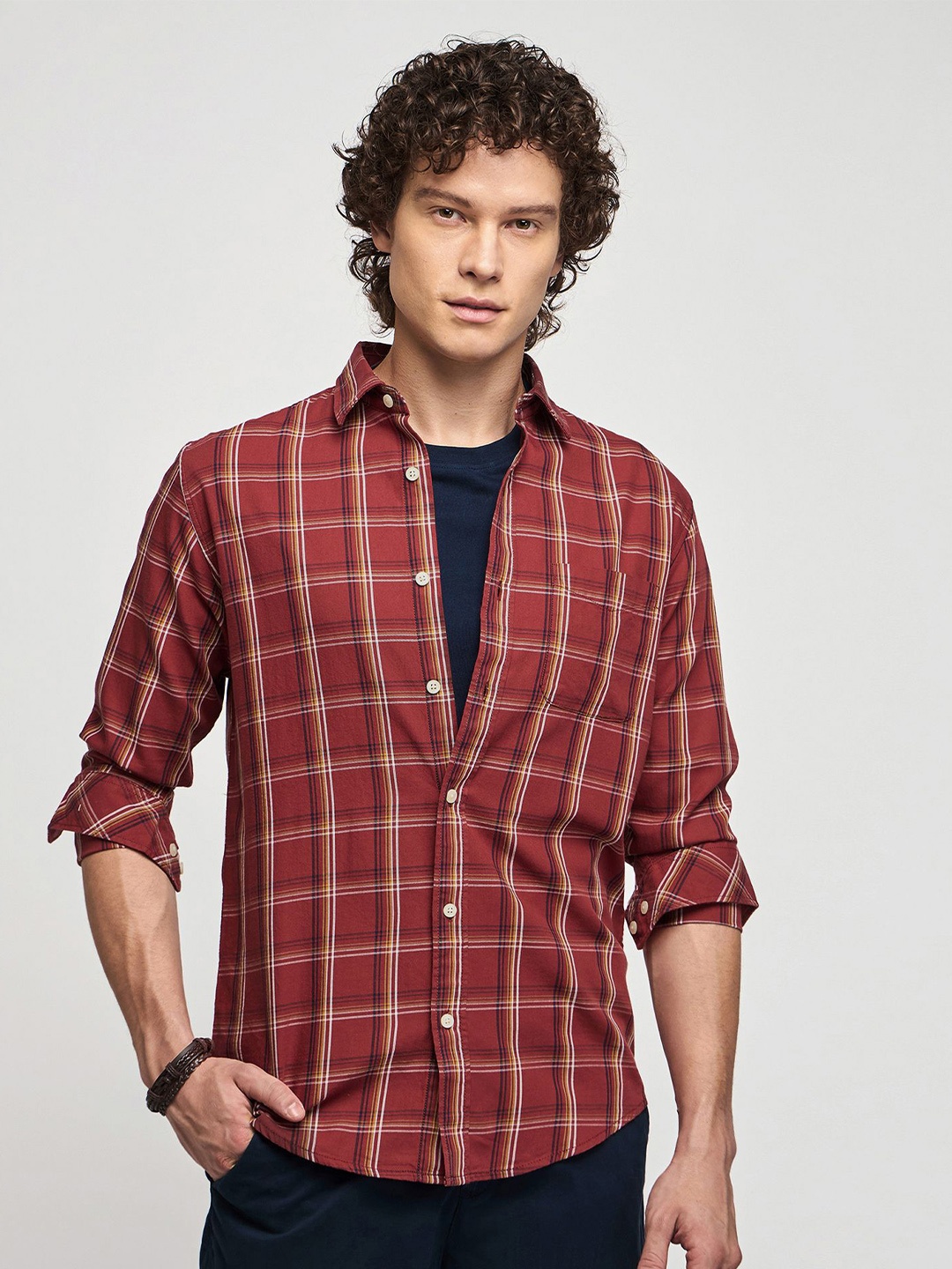 

Red Flame Checked Cotton Casual Shirt