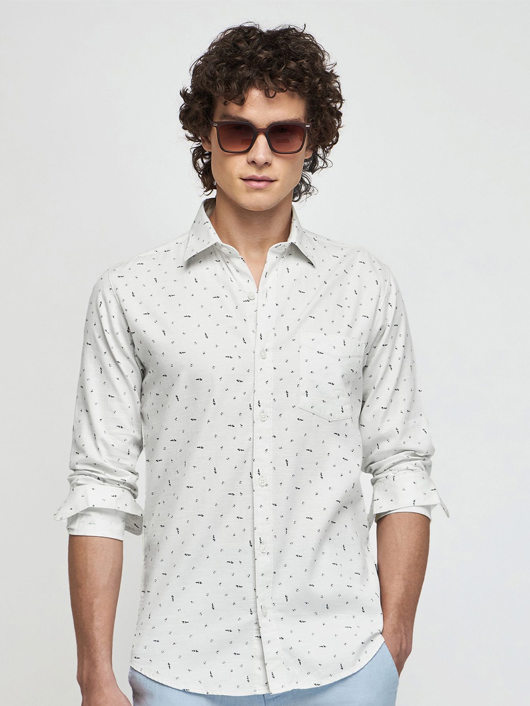 

Red Flame Printed Cotton Casual Shirt, Cream