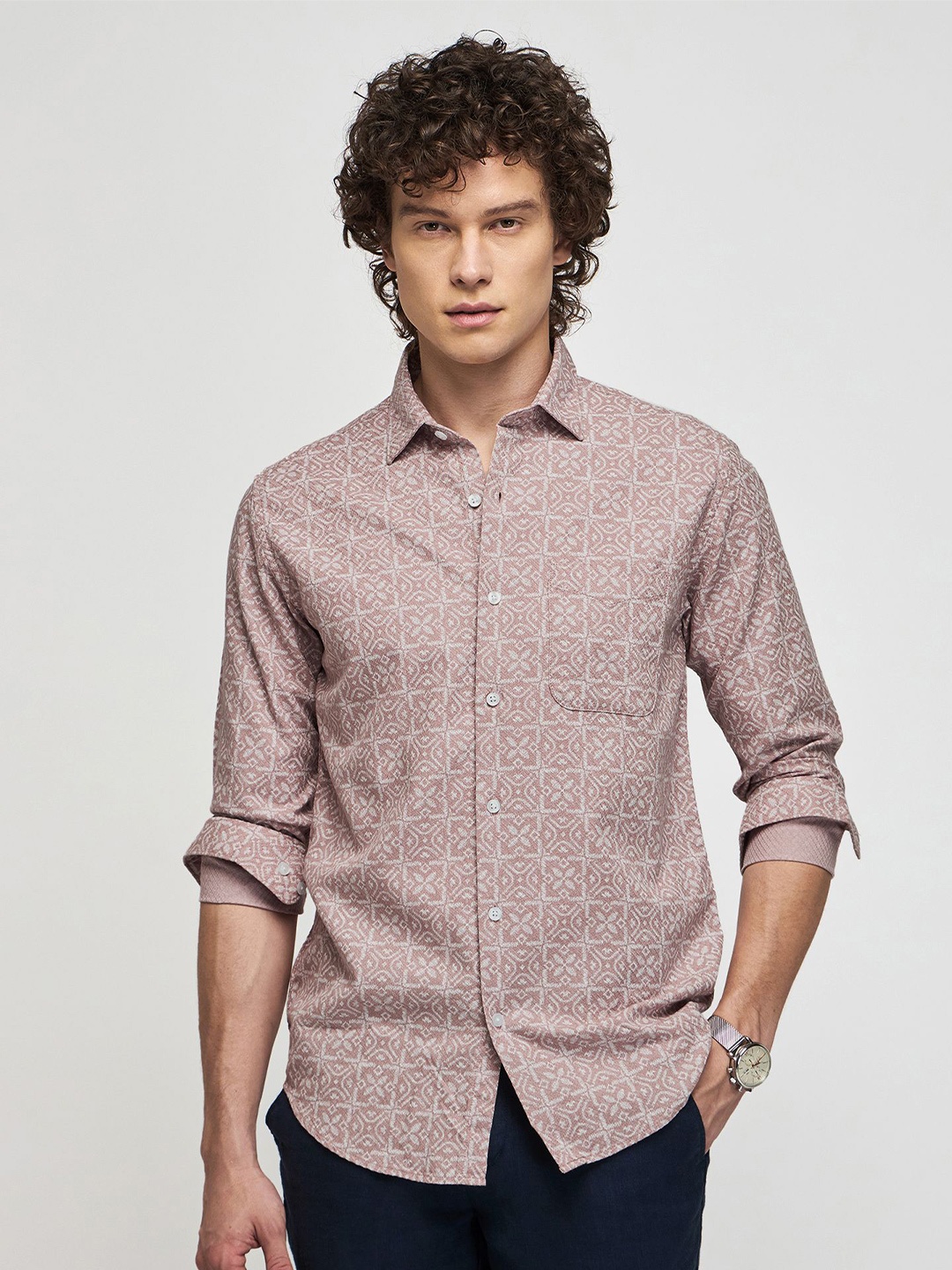 

Red Flame Ethnic Motifs Printed Cotton Casual Shirt, Pink